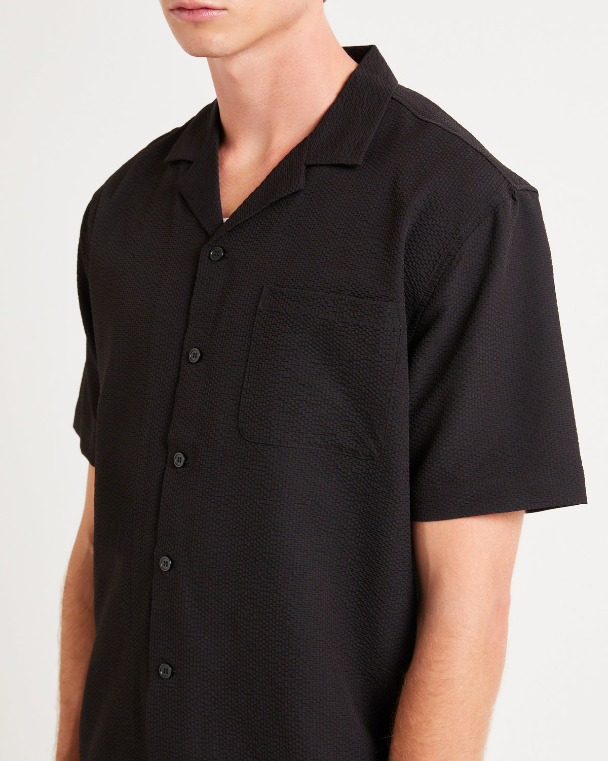 Morrison Seersucker Short Sleeve Resort Shirt BLACK