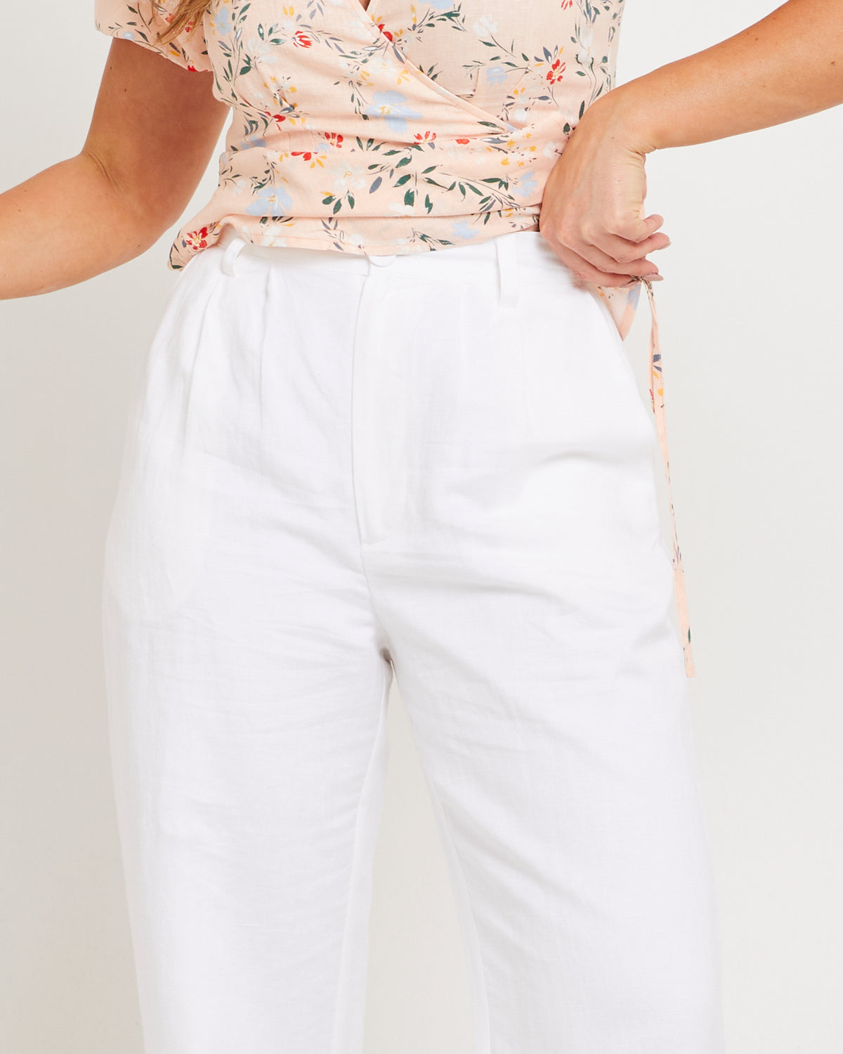 Chloe Pleat Linen Pants WHITE