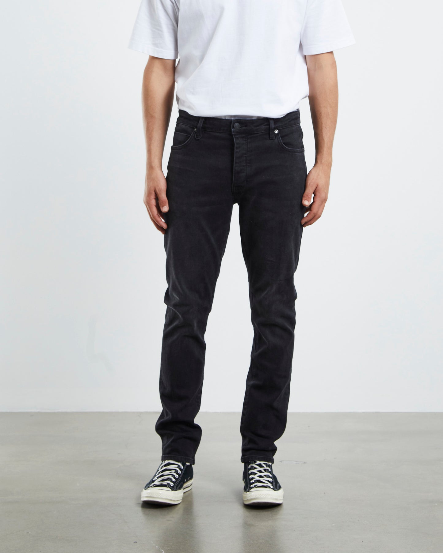 Ray Tapered Slim Denim Jeans
