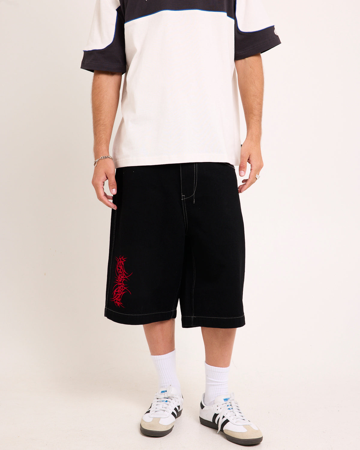 Teken Jorts BLACK