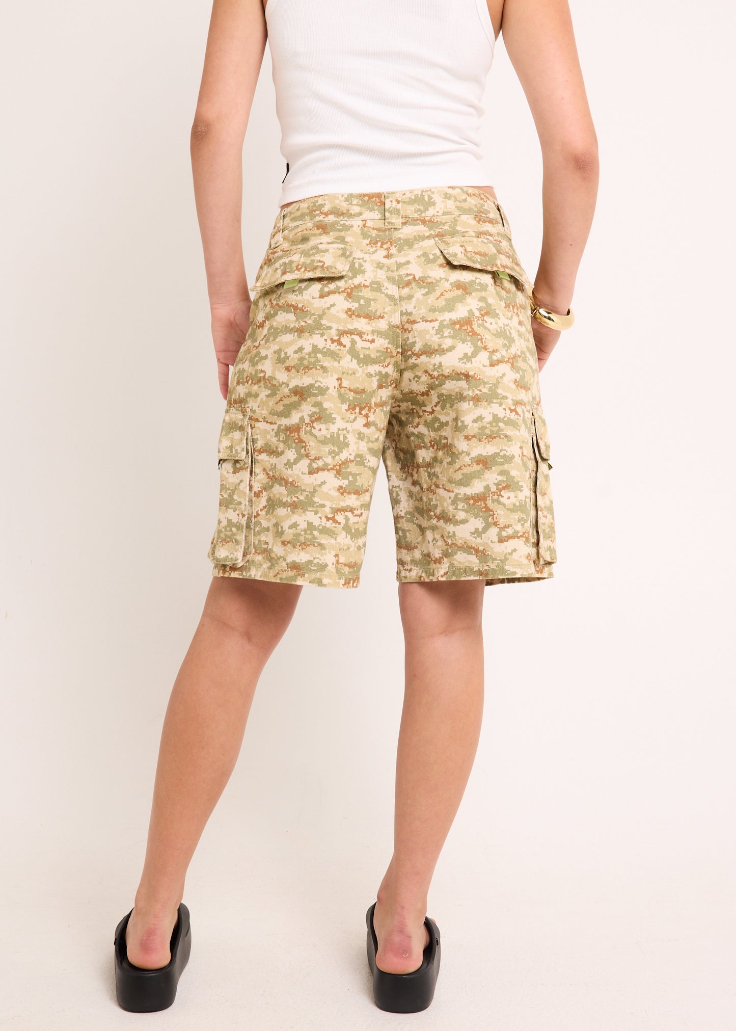 Darcy Camo Cargo Jorts