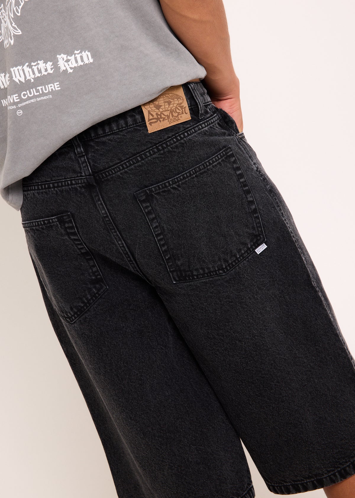 Wide Boy Denim Jorts WASHED BLACK