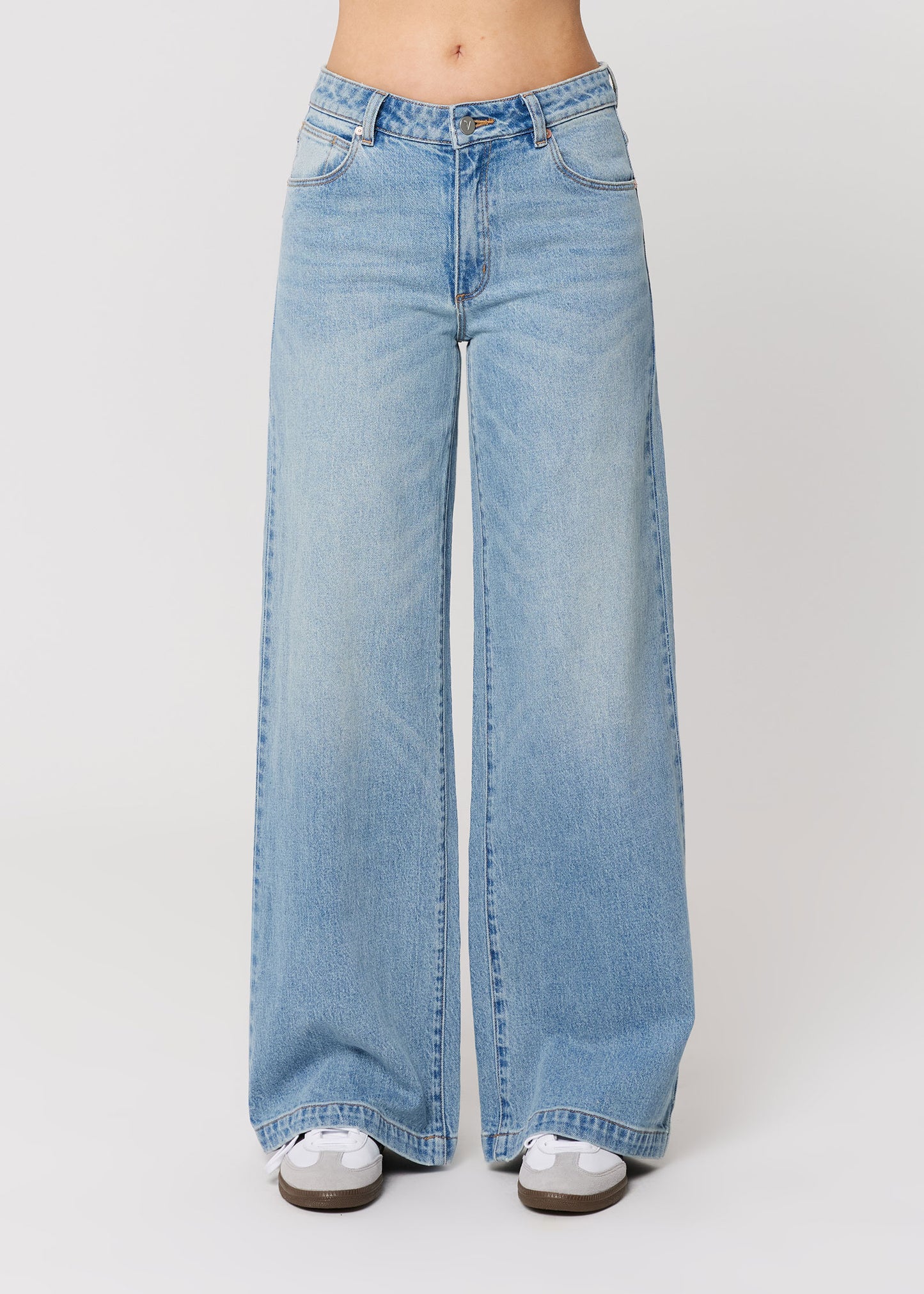 95 Mid & Wide Denim Jeans Stevie
