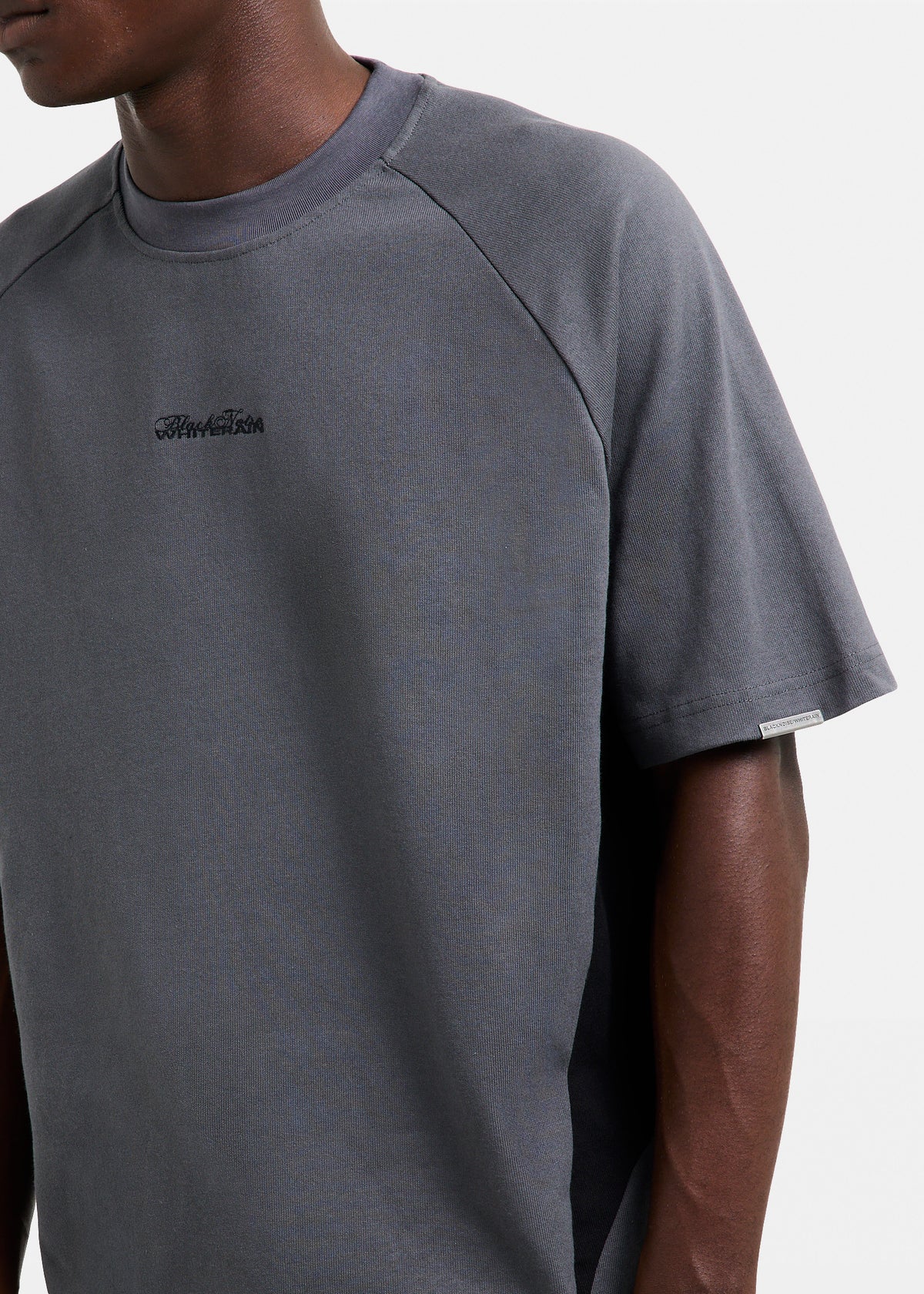 Direction T-Shirt GREY