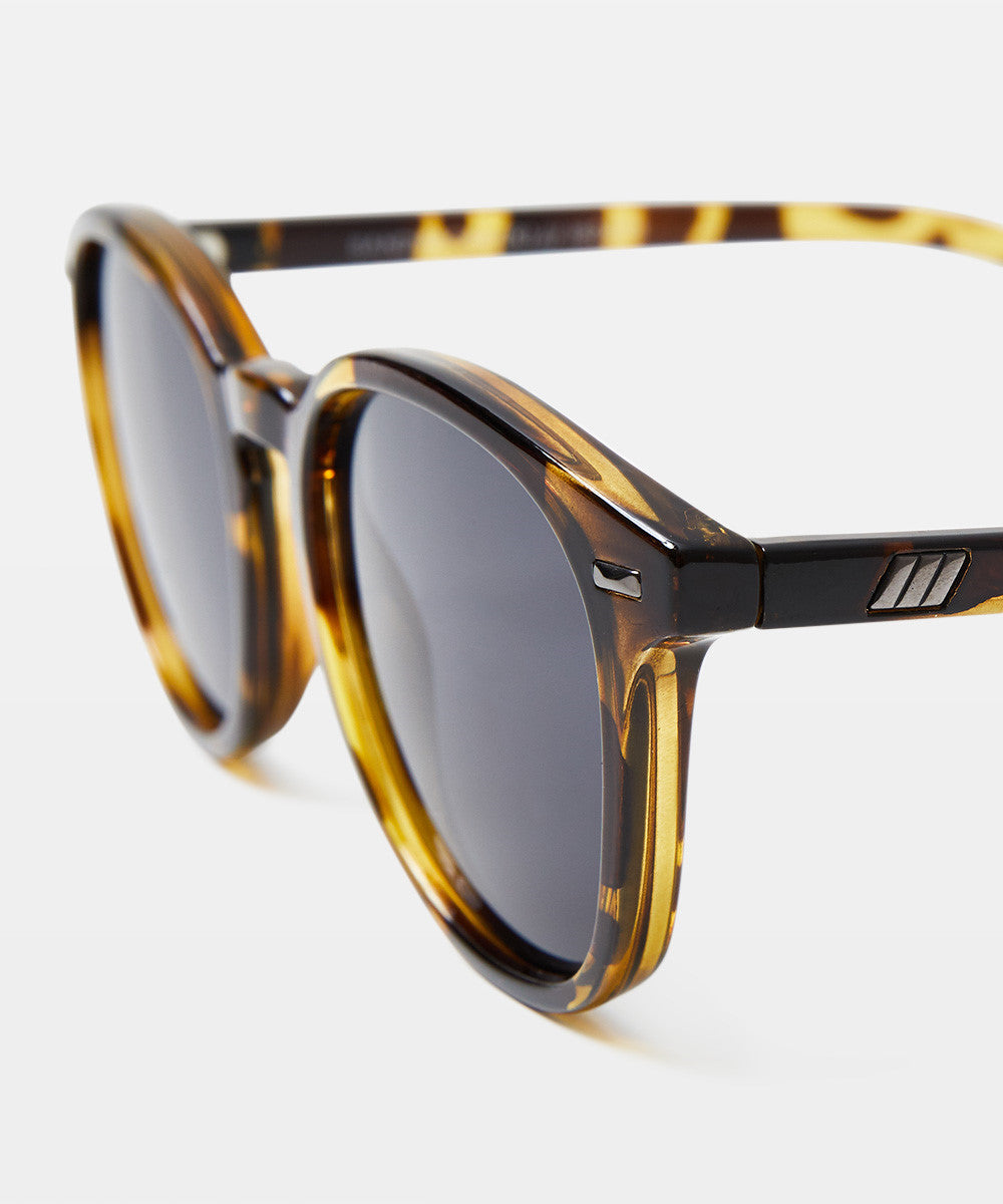 Bandwagon Sunglasses Syrup Tort TORT