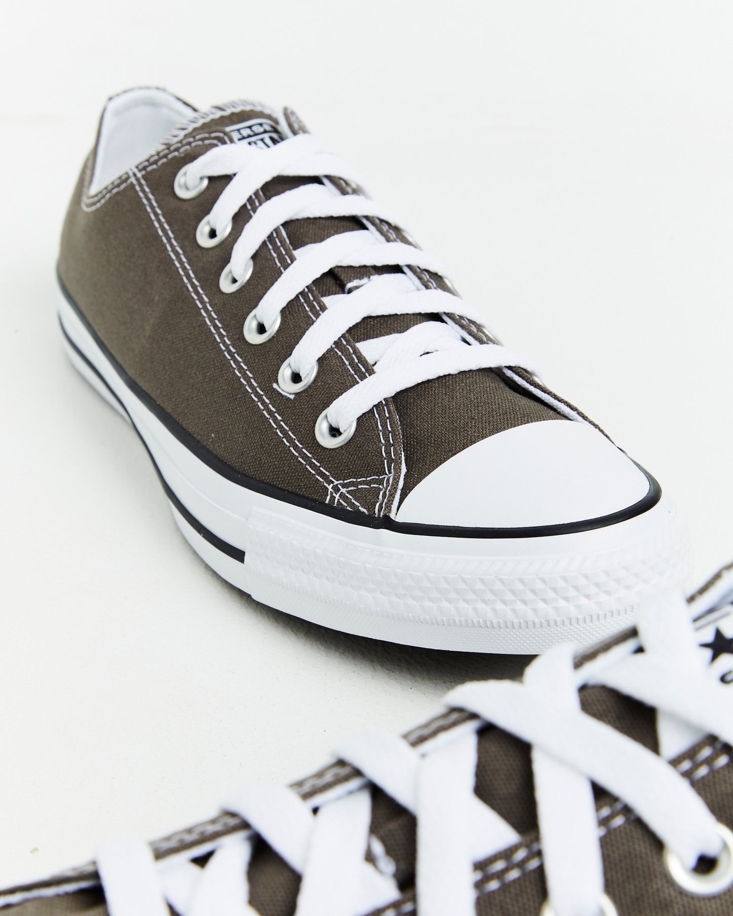 Chuck Tailor All Star Sneakers Ox Charcoal Brown