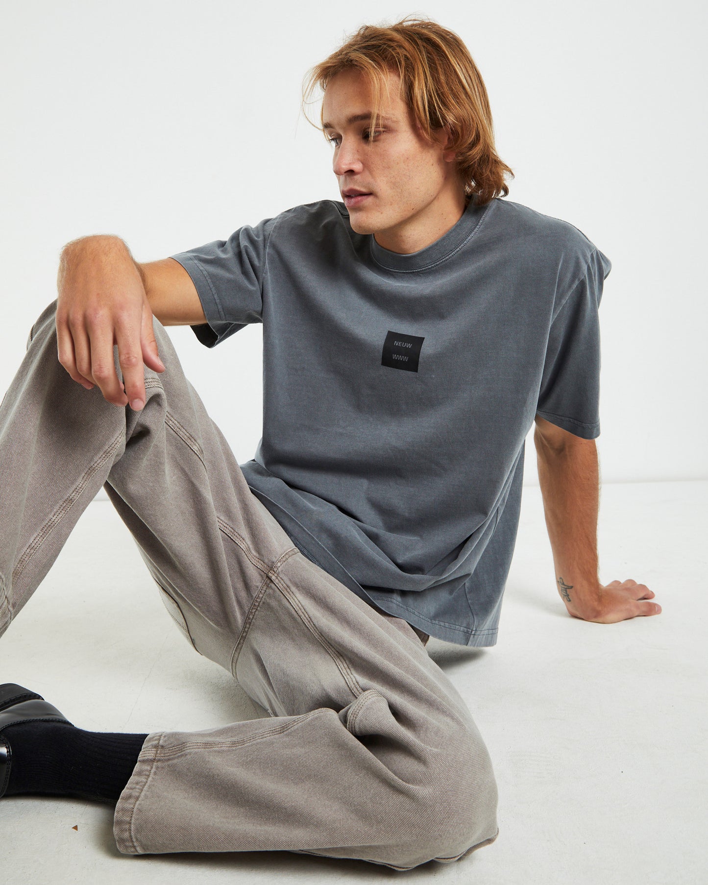 Samo Repair Logo Tee Graphite Grey