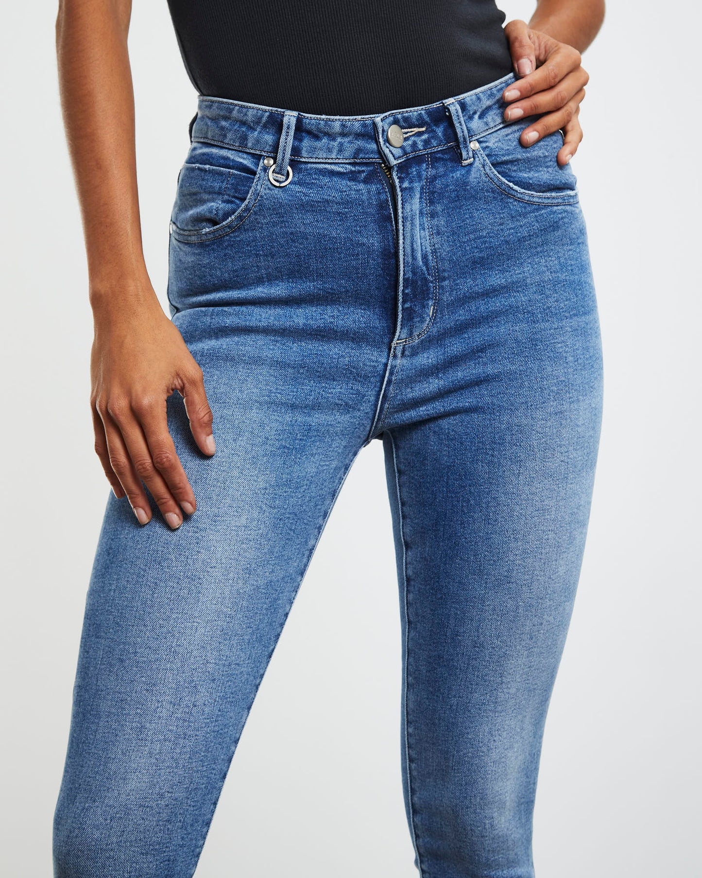 Marilyn Skinny Denim Jeans Broken