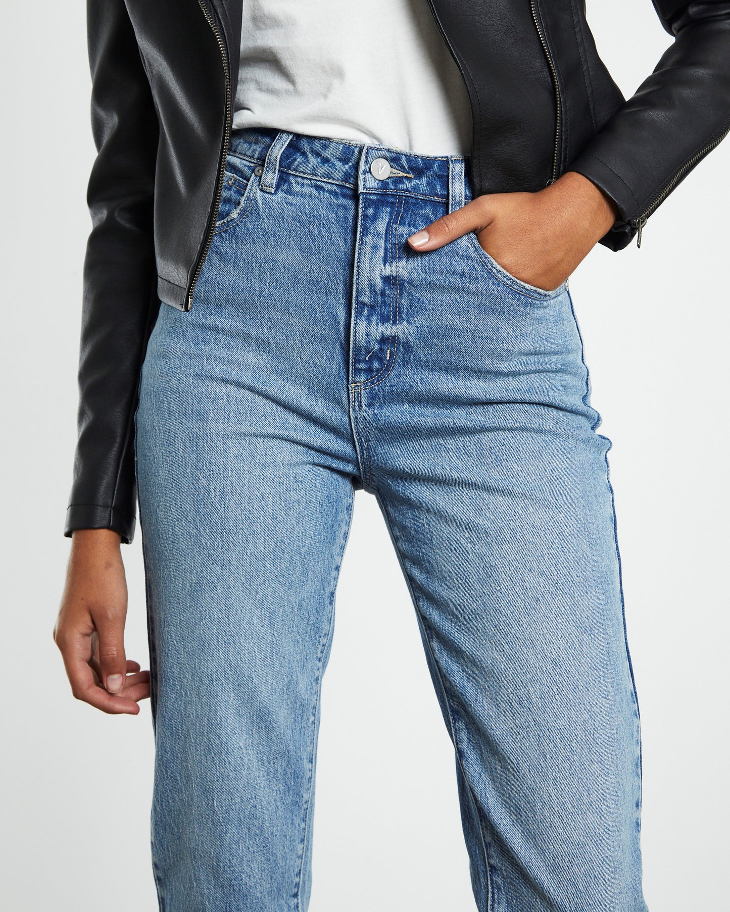 A 94 High Rise Slim Jeans Lizzie Y2K Blue