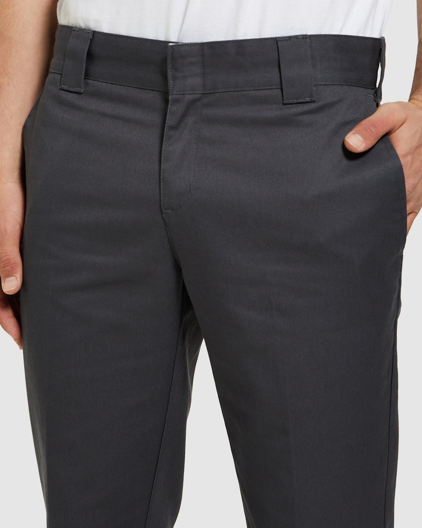 872 Slim Tapered Pants