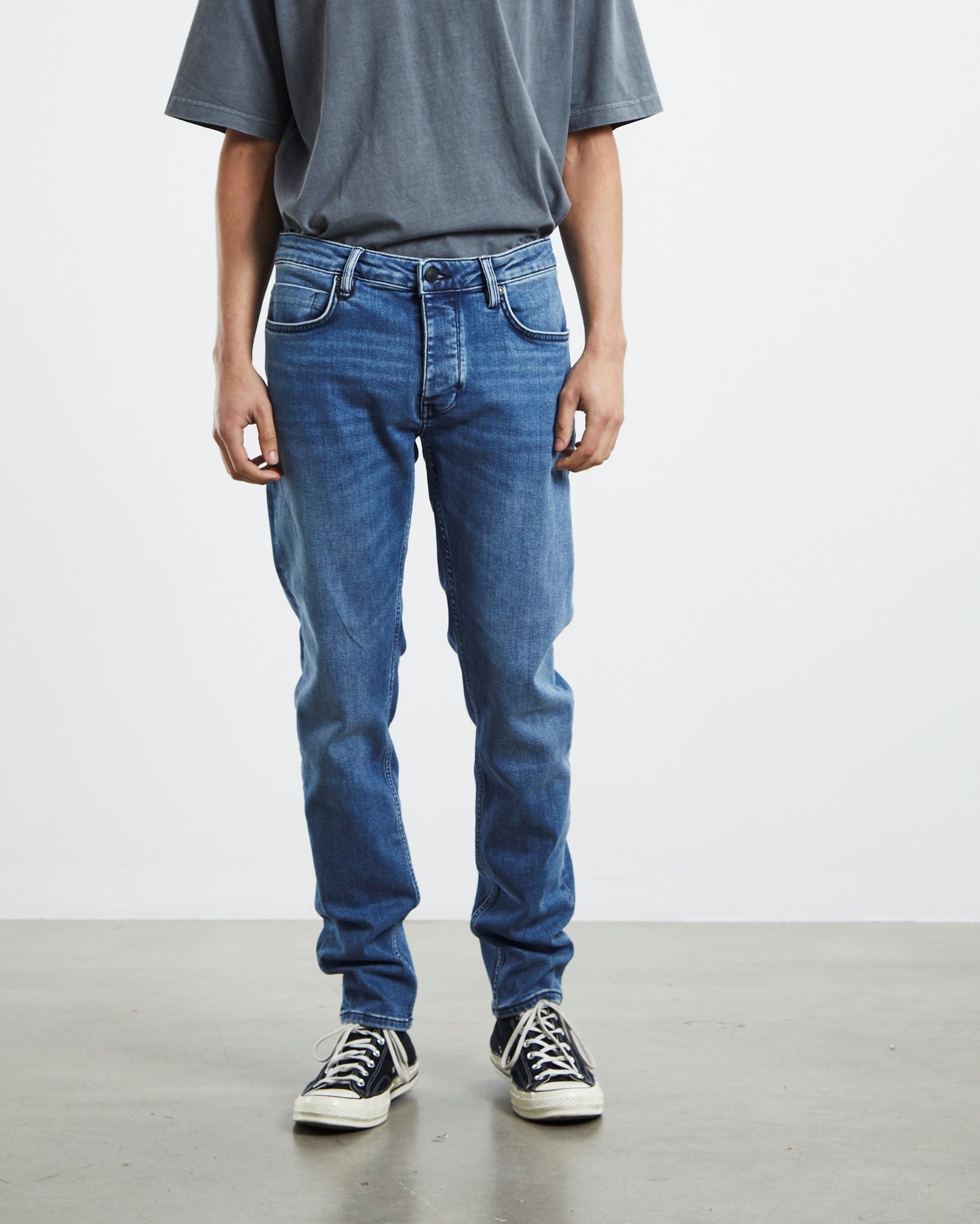 Ray Tapered Slim Denim Jeans