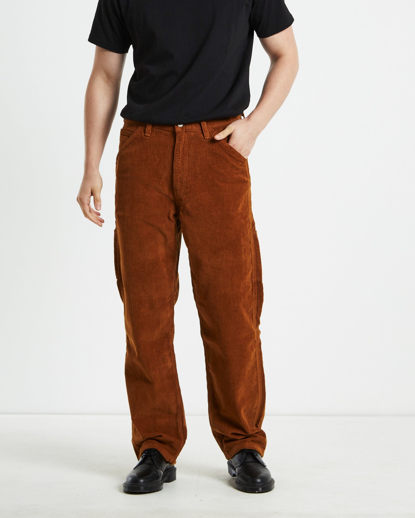 568 Stay Loose Carpenter Denim Jeans Monks Robe