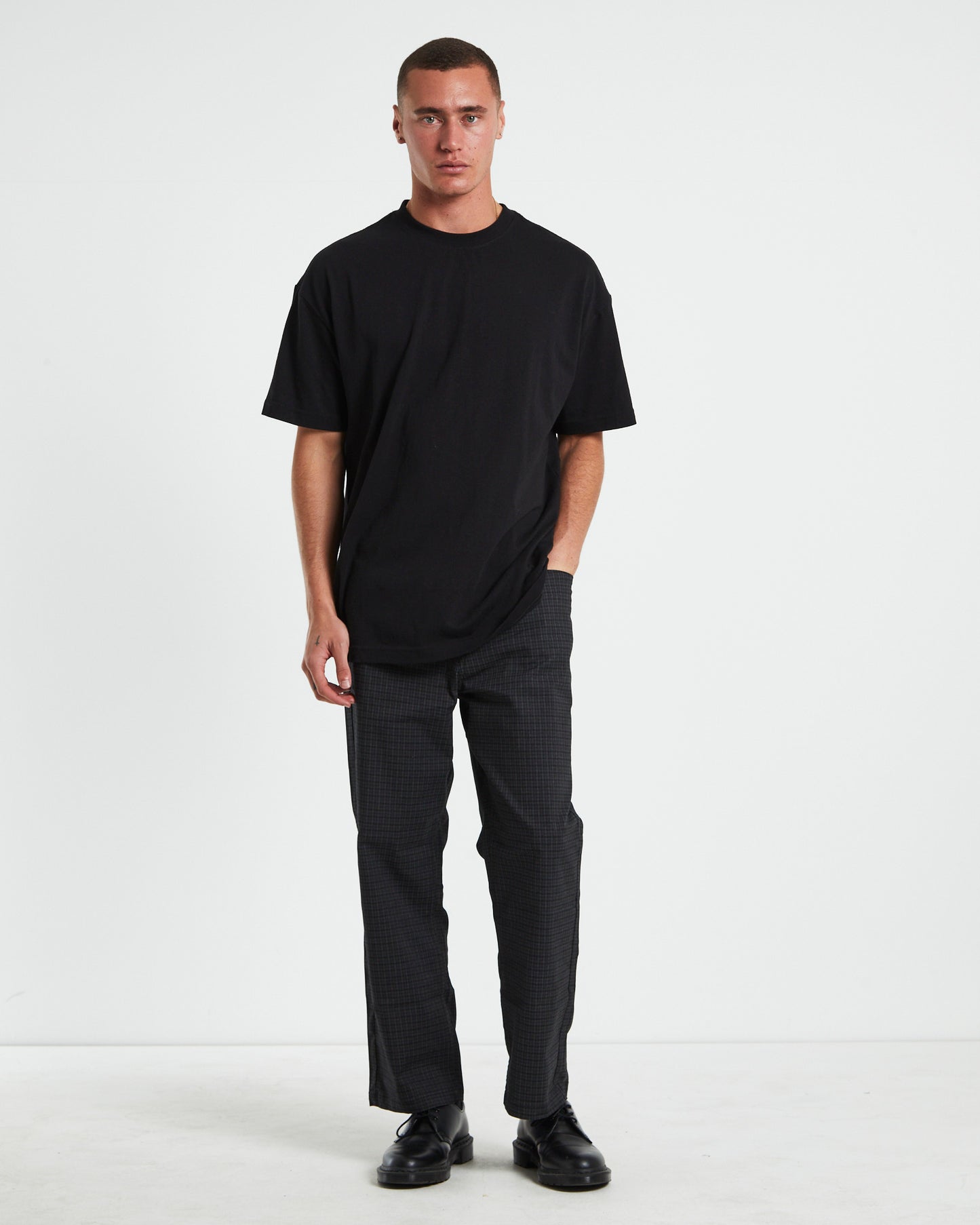 AG Sakte Check Pants in Black