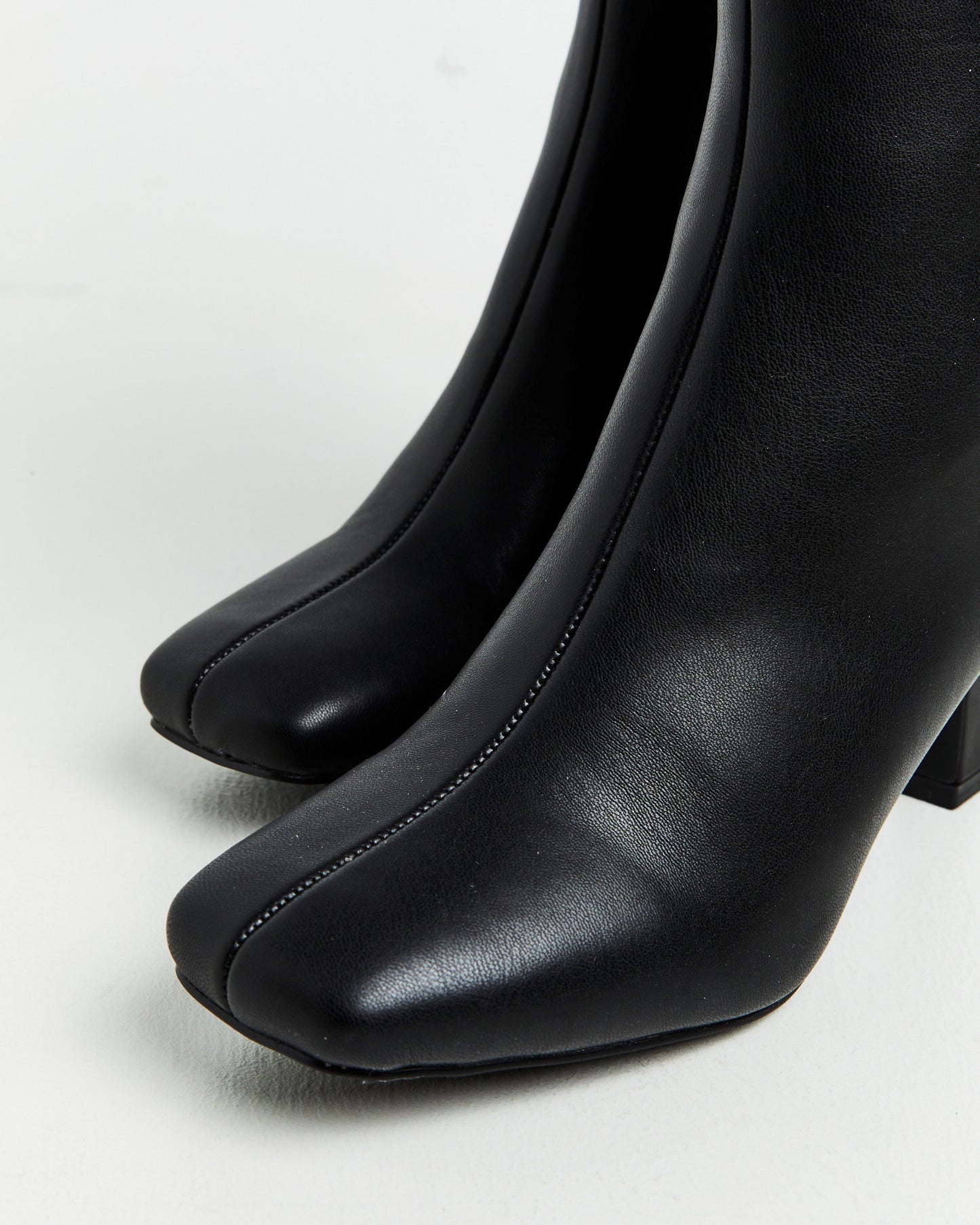 Candid Heel Boots Black