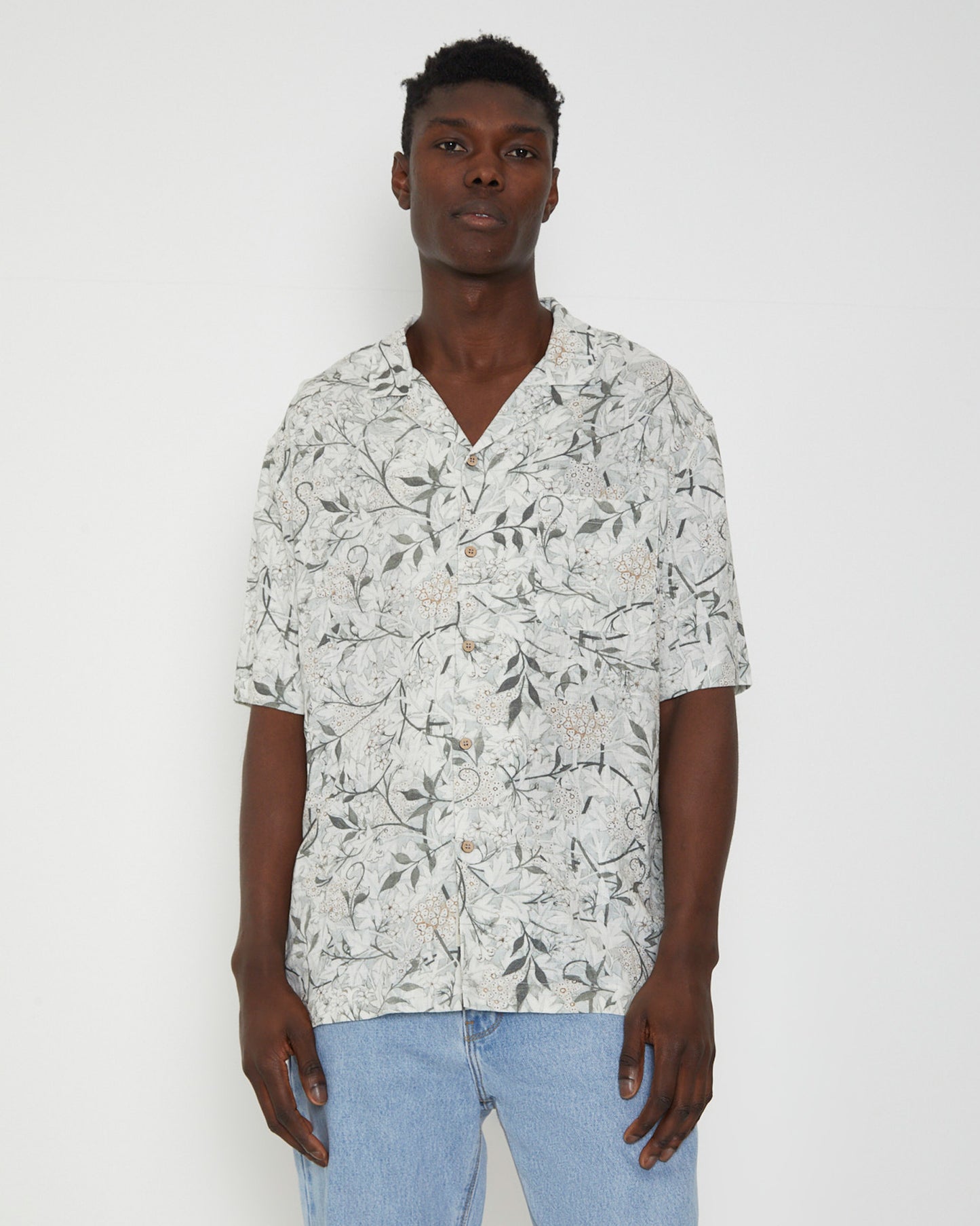 Leon Short Sleeve Resort Shirt in Green