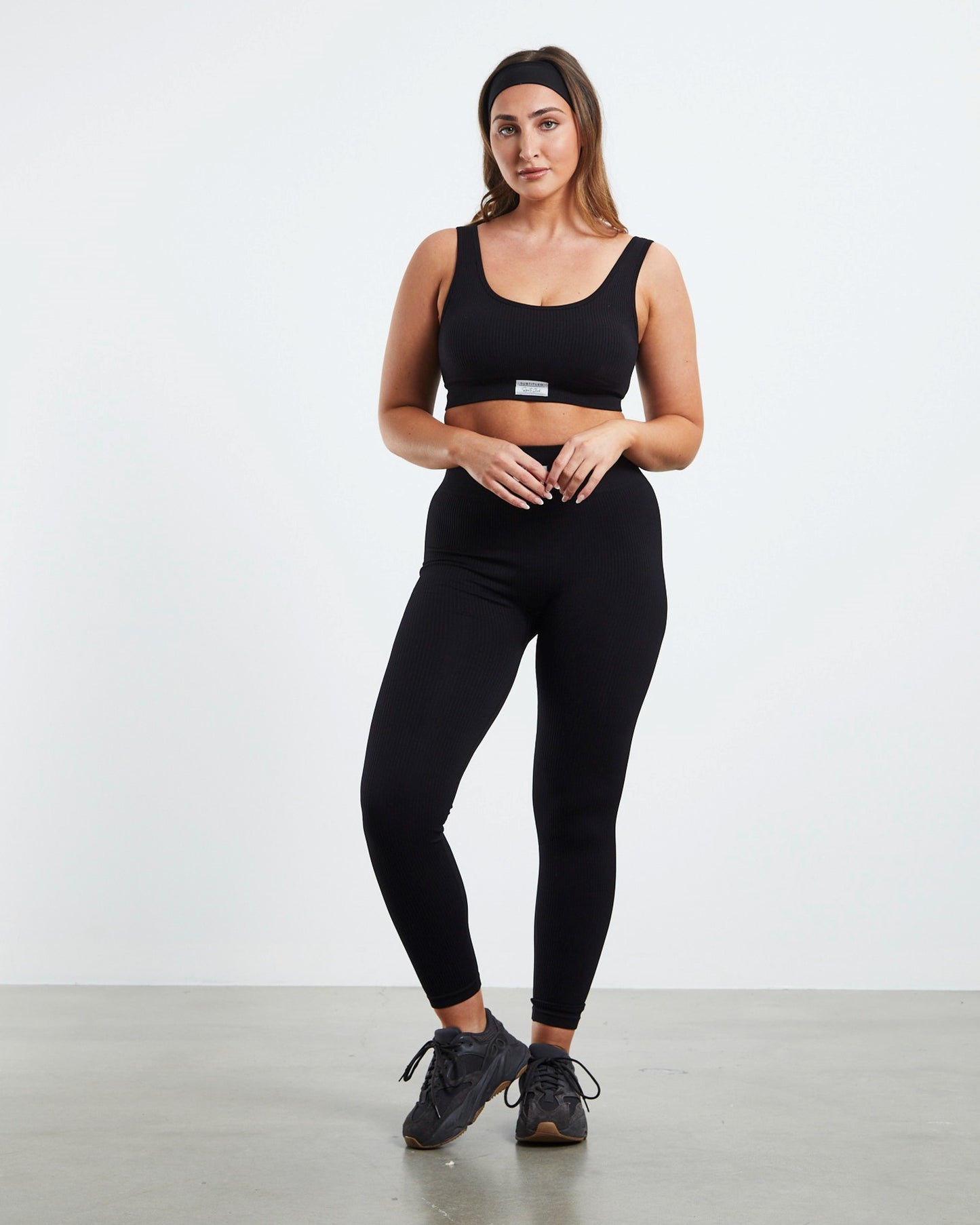 Scoop Neck Sports Crop