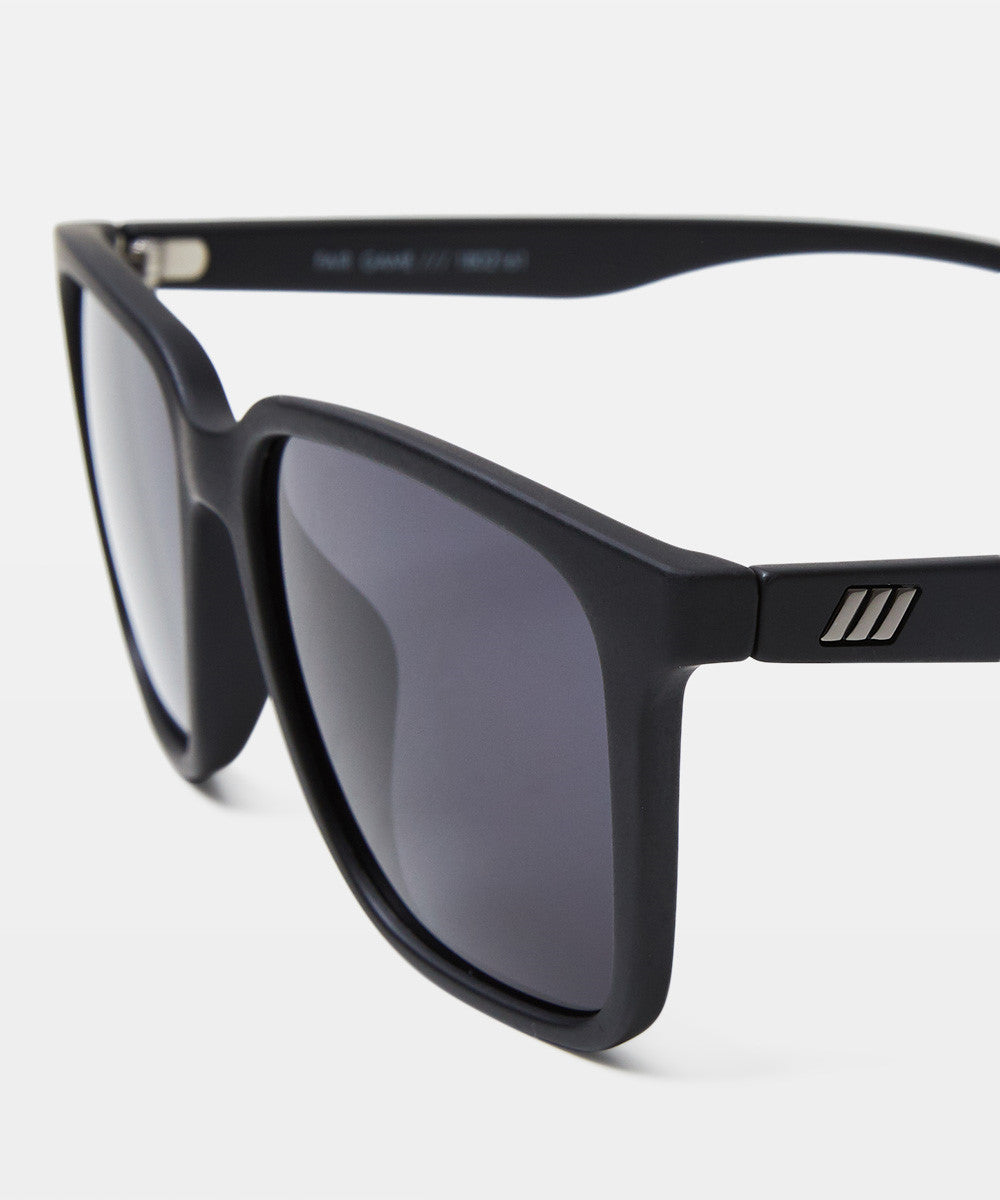 Fair Game Sunglasses BLACK
