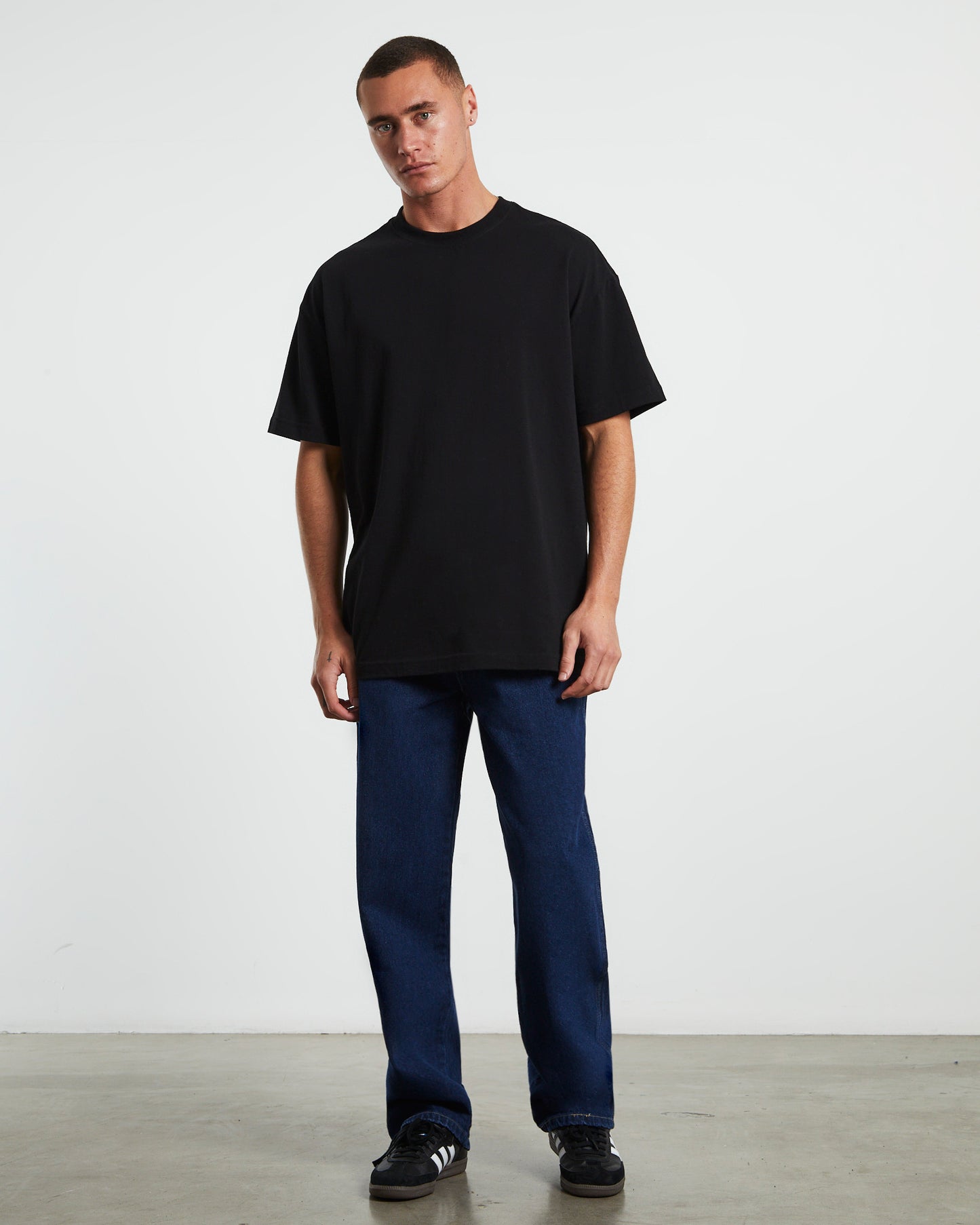 13296 Relaxed Straight Fit Denim Jeans Stone Washed