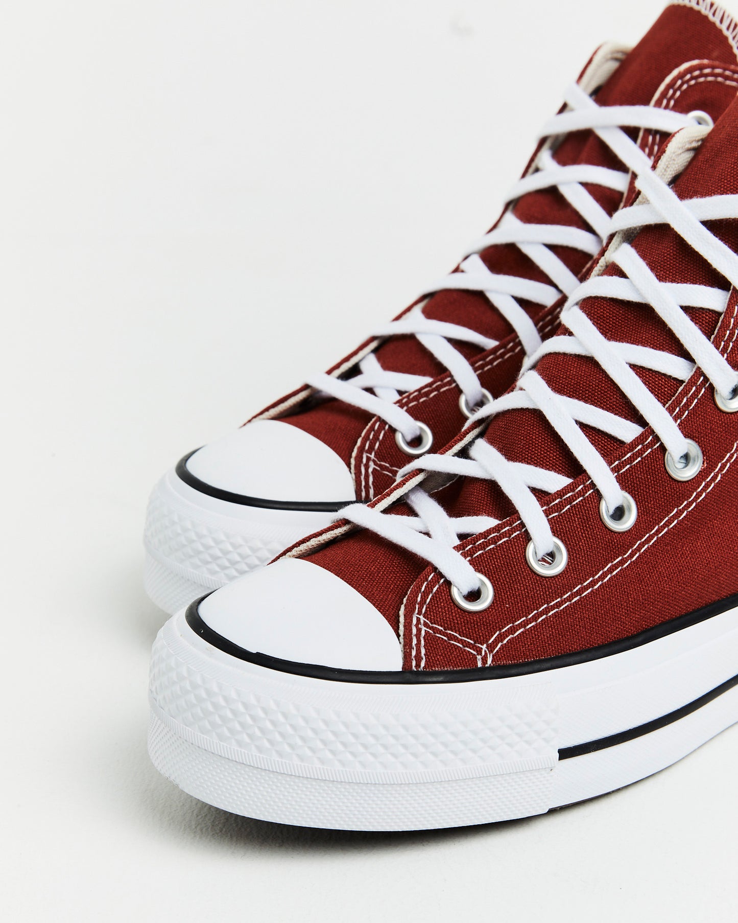 Chuck Taylor All Star Hi Top Lift Ritual Sneakers in Red