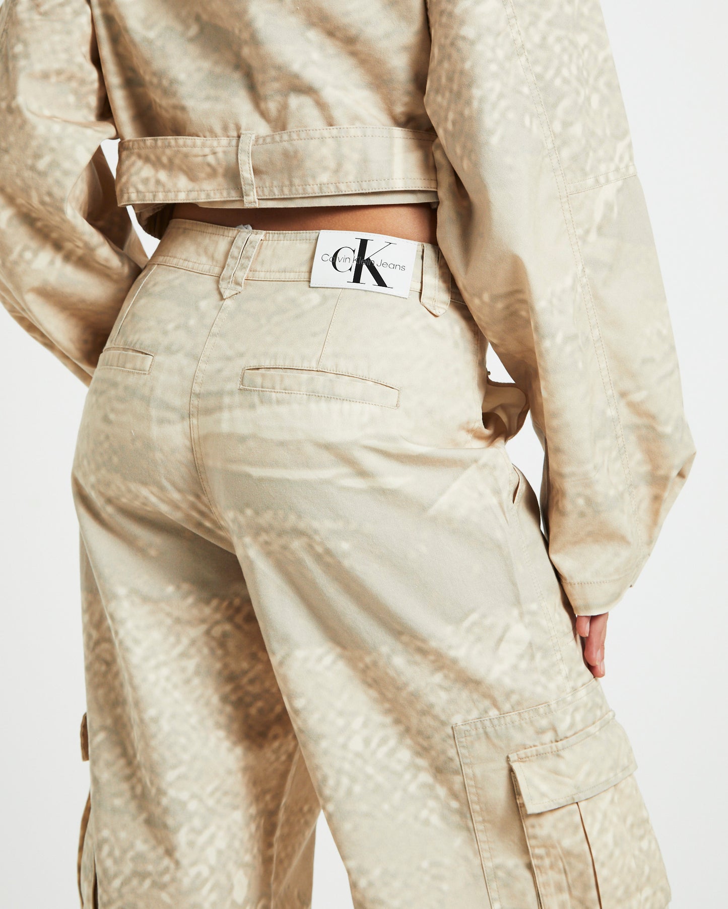 Loose Cargo Pants in Natural Beige