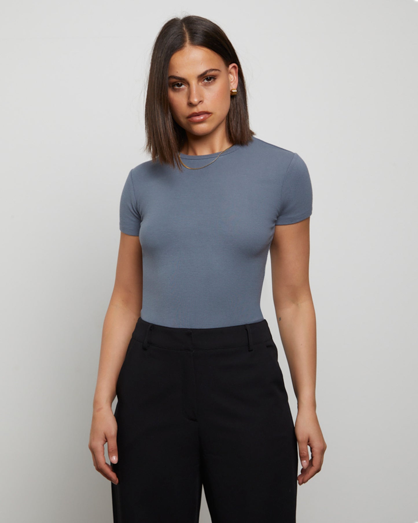 Slinky Fitted Tee in Slate