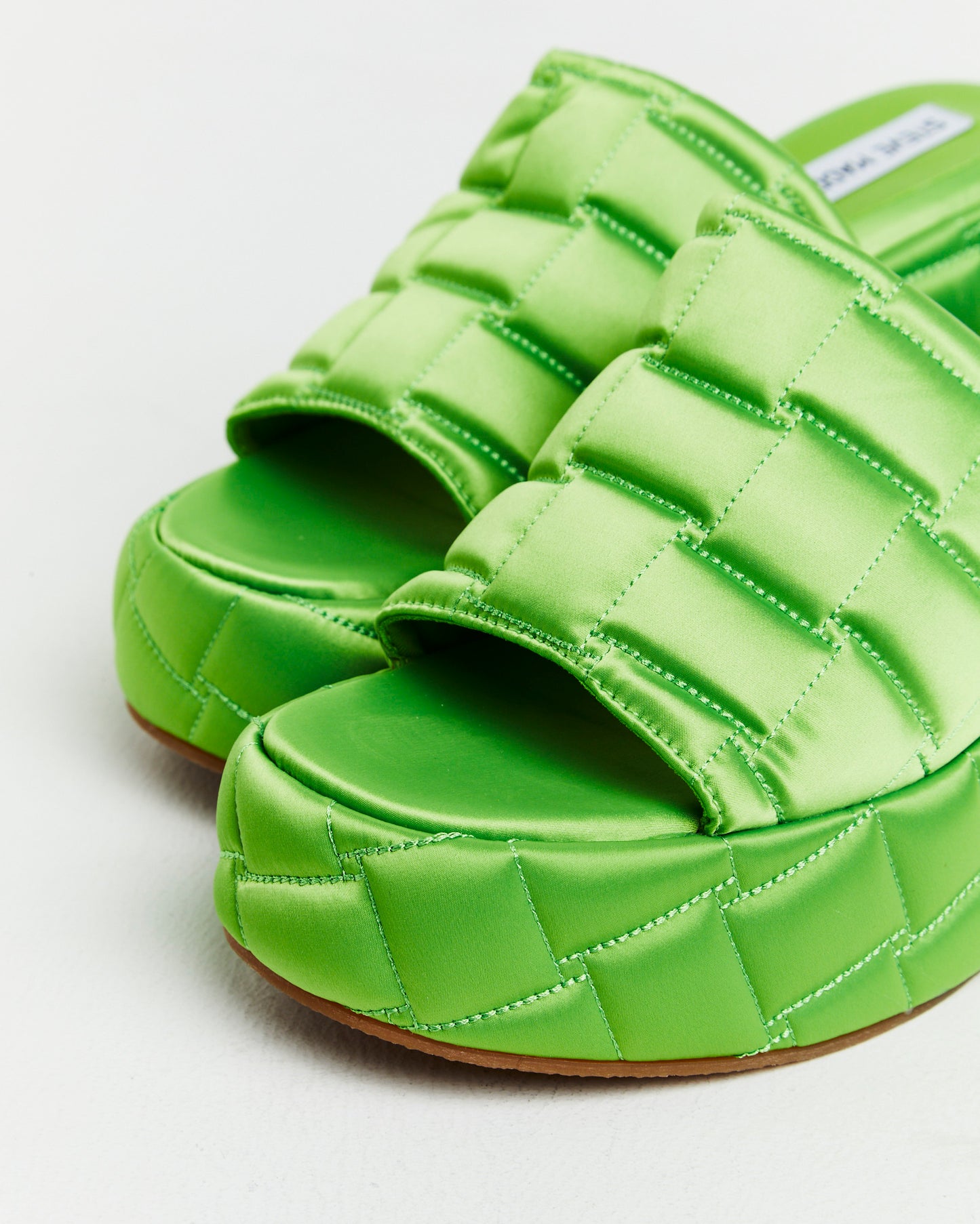 LA VOOM Satin Sandals in Green
