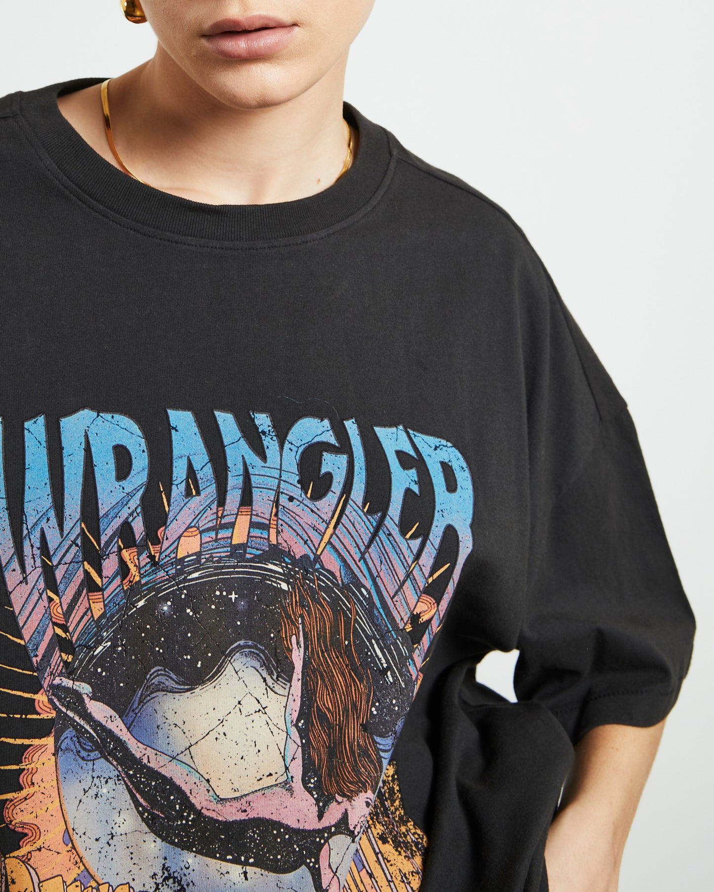 Boxy Slouch Short Sleeve T-Shirt in Transcending Black