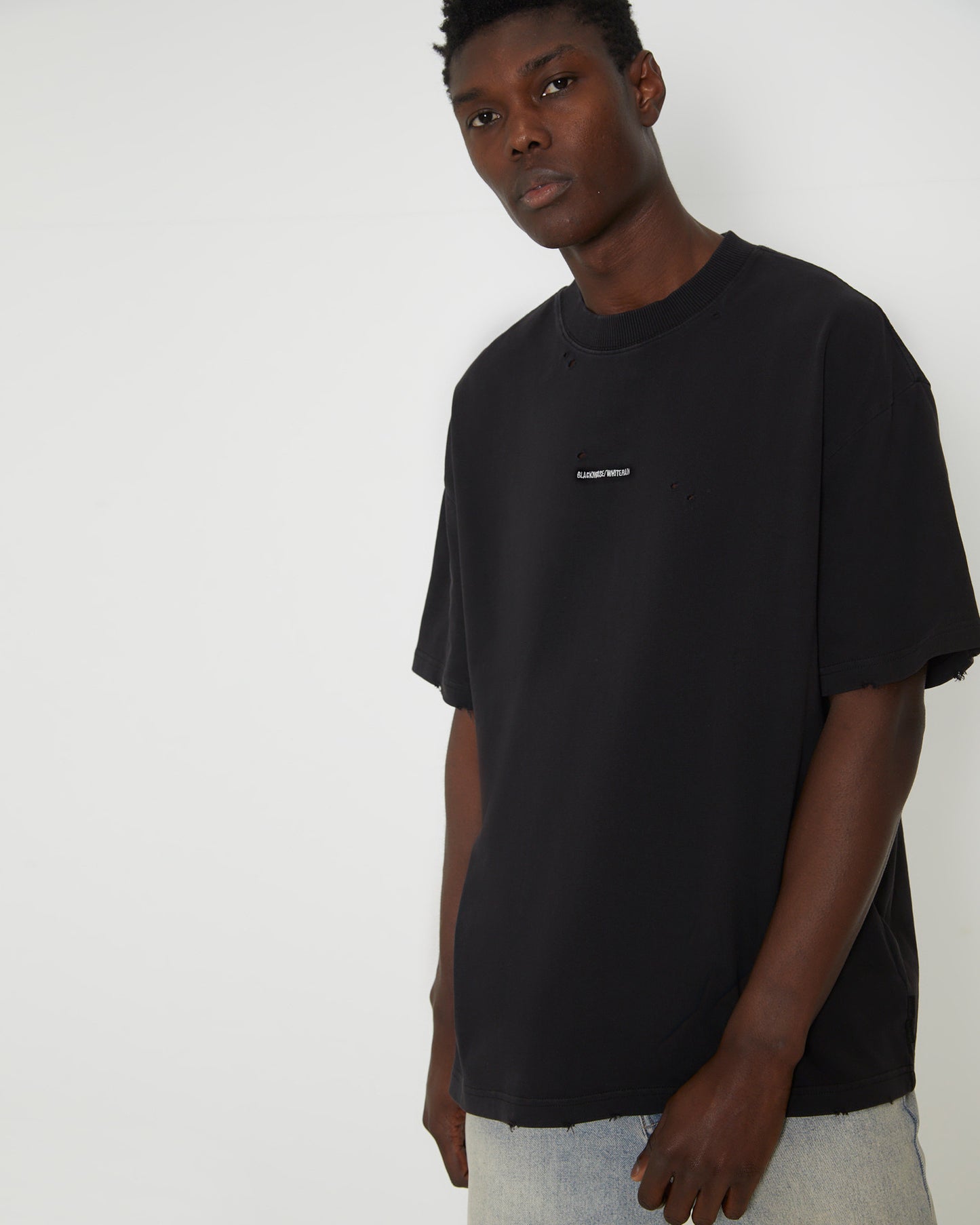 Distressed Logo Short Sleeve T-Shirt in Black