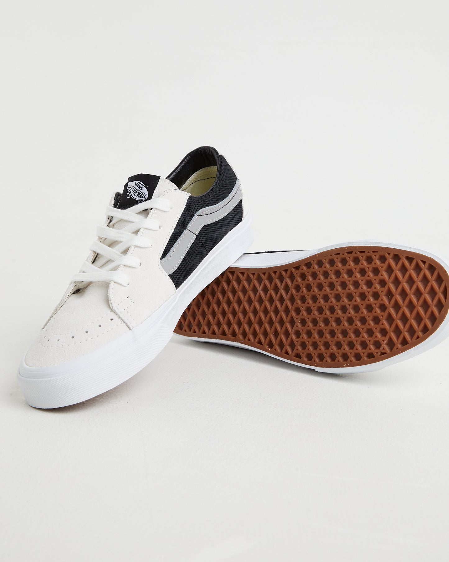 Sk8-Low 2-Tone Sneakers in White/Black
