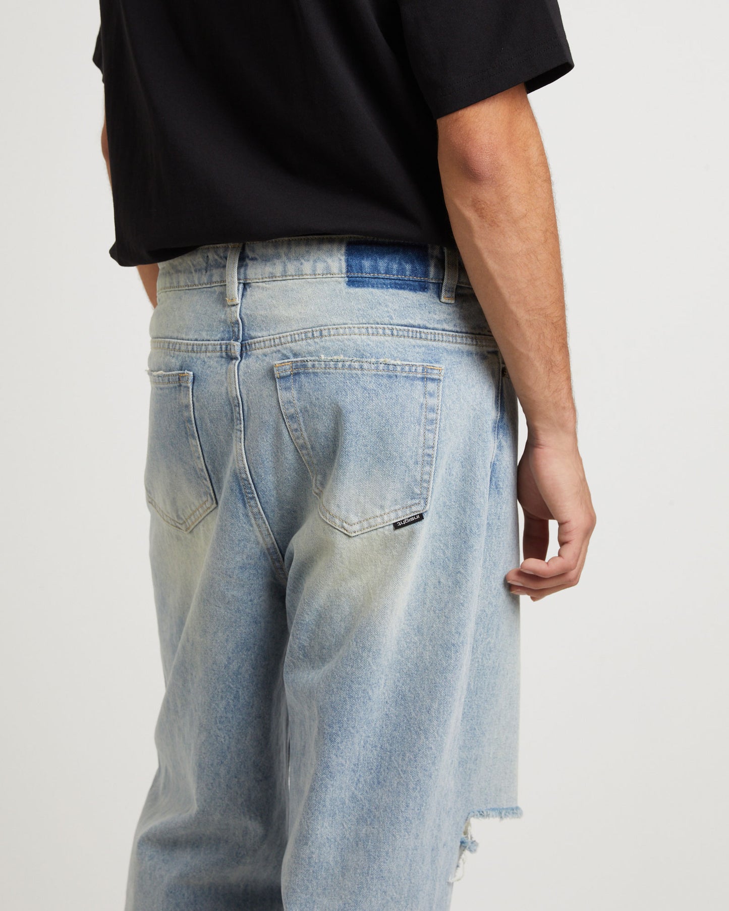 Knocker Wide Leg Jeans in Tinted Blue Trashed