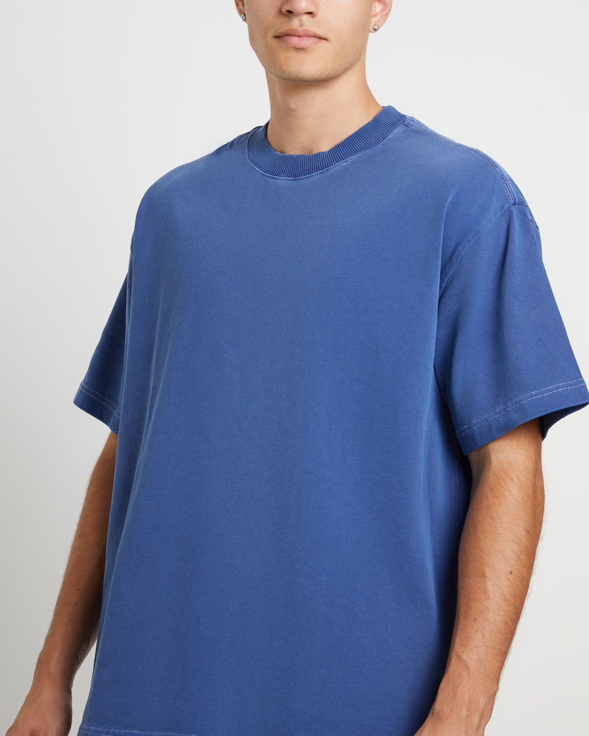 Killie Contrast Short Sleeve T-Shirt in Navy NAVY