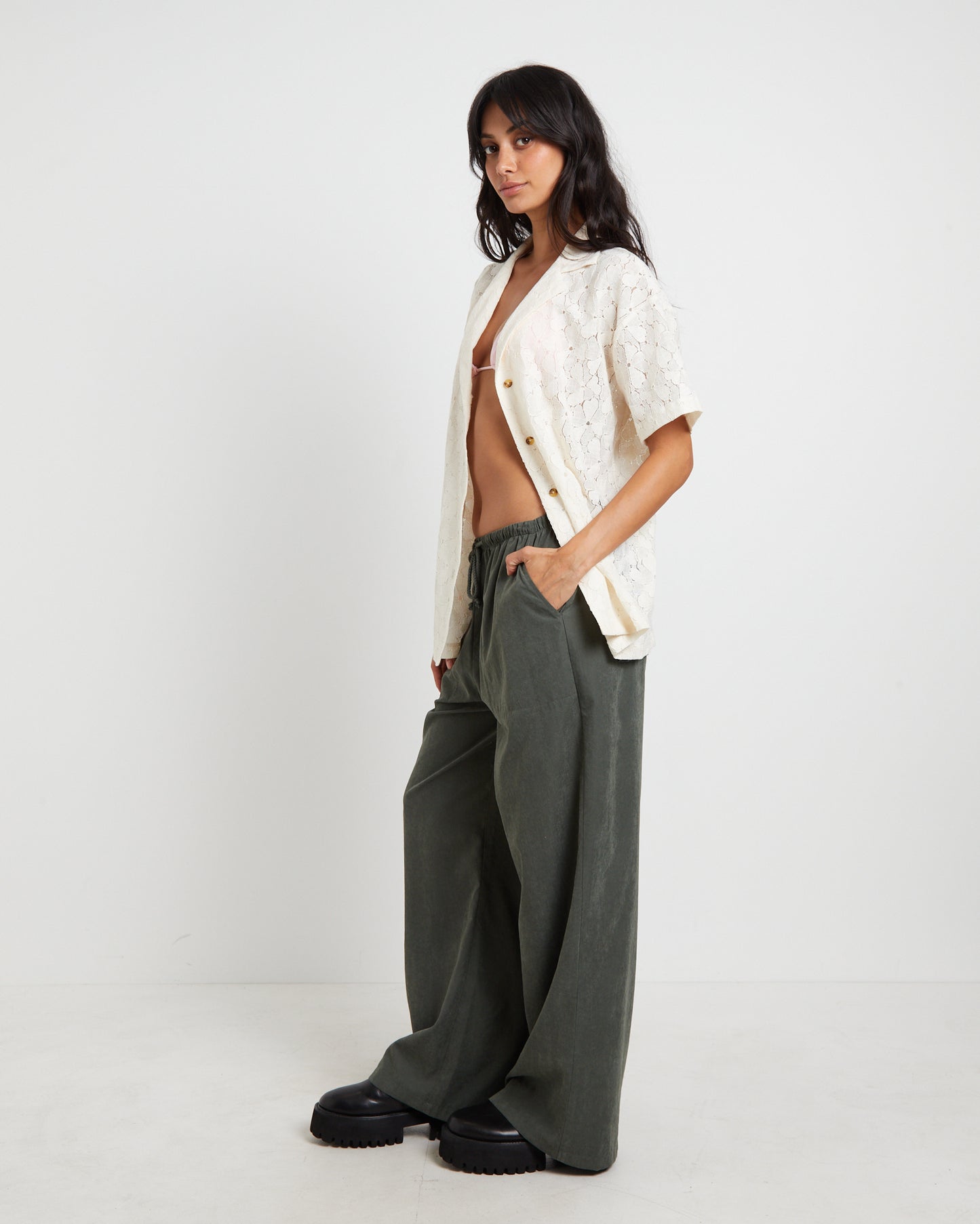 Fade Lace Short Sleeve Shirt in Cream