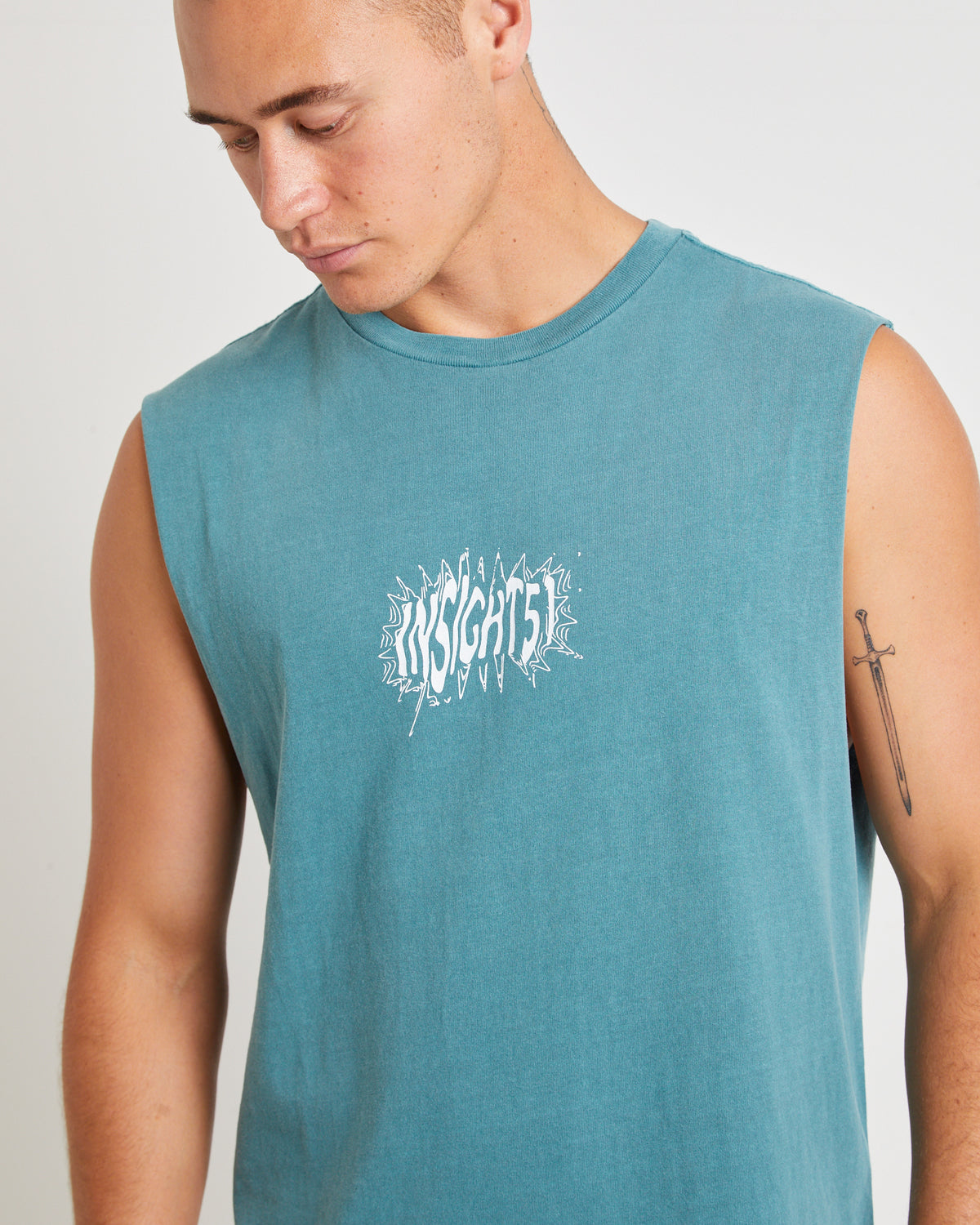 Fragment Muscle Tee in Teal GREEN