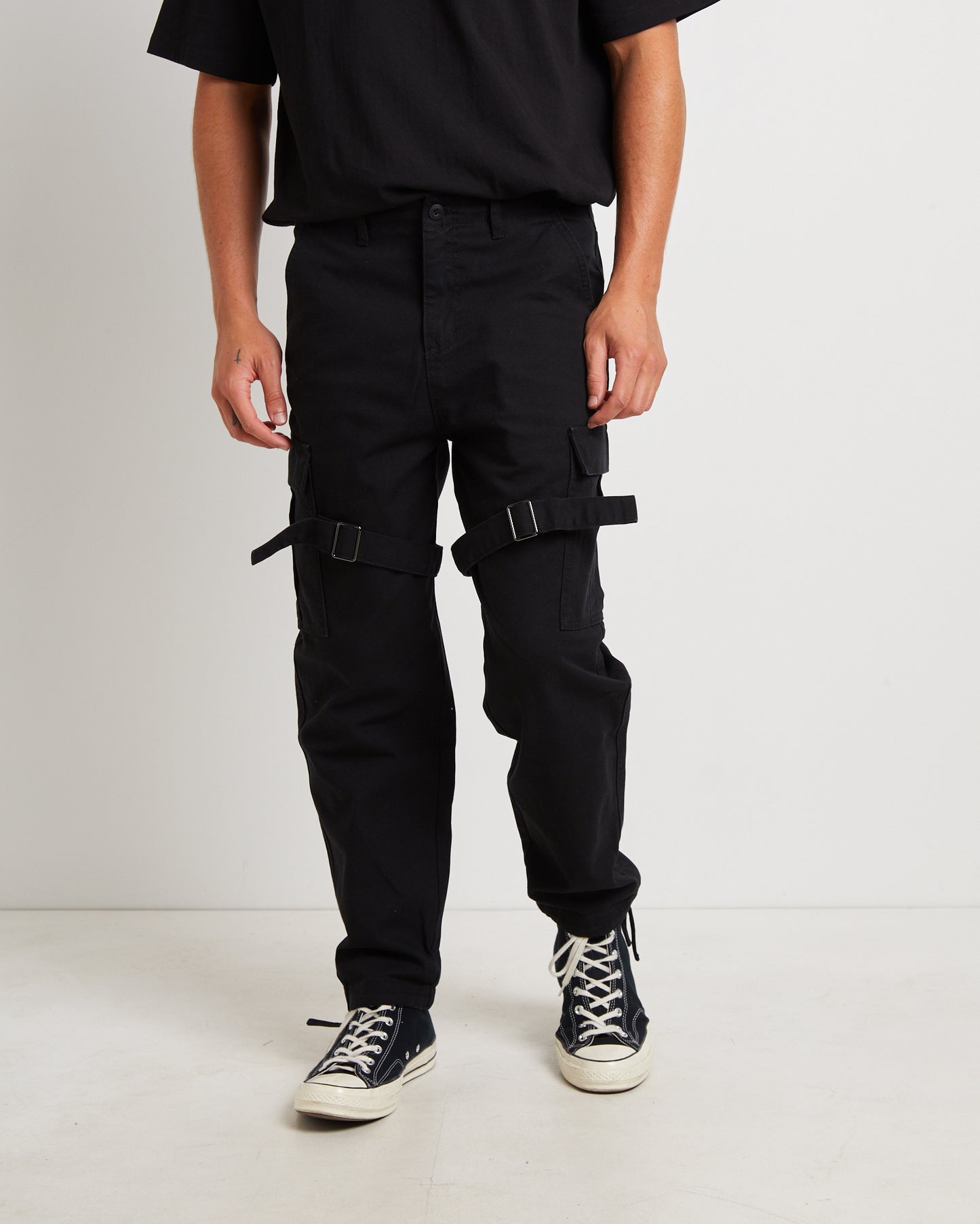 Chicane Cargo Pants in Black