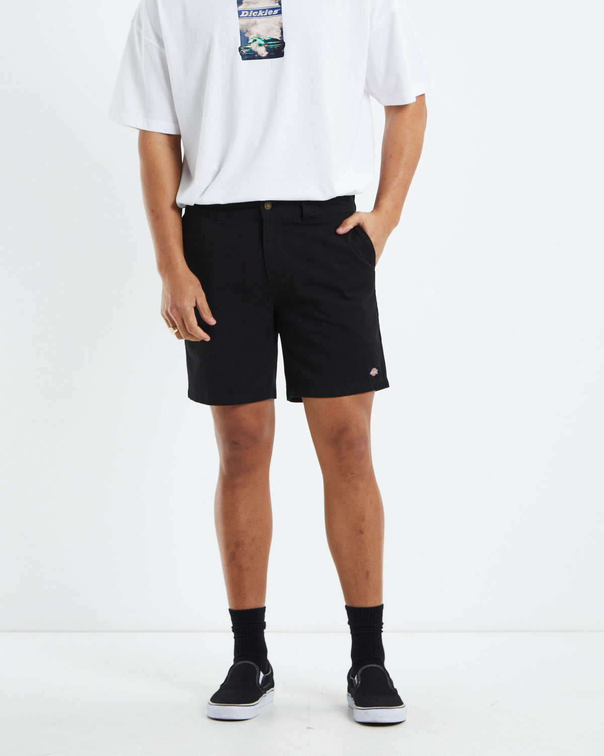 Wr179 - 7.5" Reg Fit Short BLACK