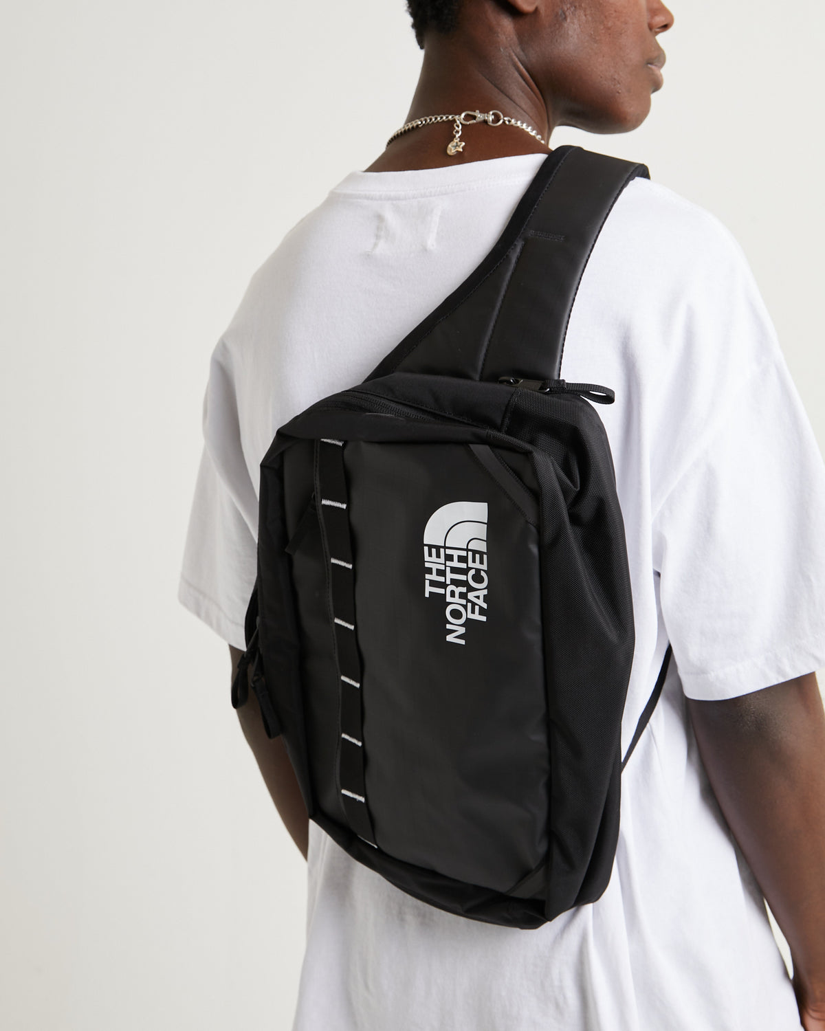 Base Camp Voyager Sling Bag Black TNF BLACK