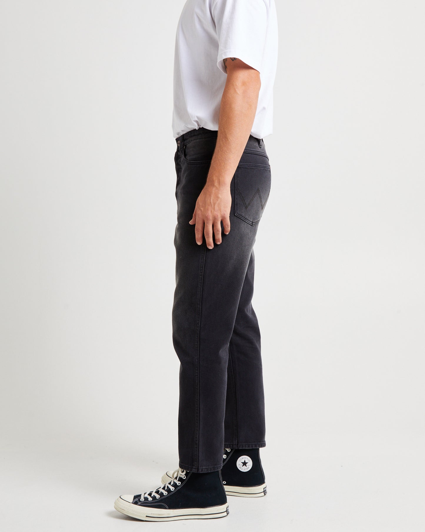 Spencer Relaxed Tapered Denim Jeans Casanova Blk