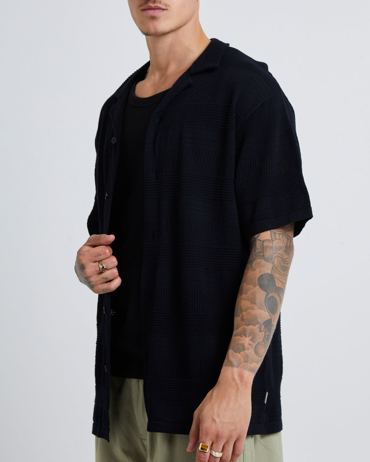 Knitted Short Sleeve Resort Shirt BLACK