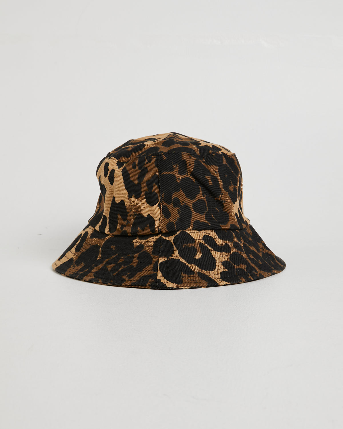Bobbi Bucket Hat LEOPARD CANVAS/GOLD