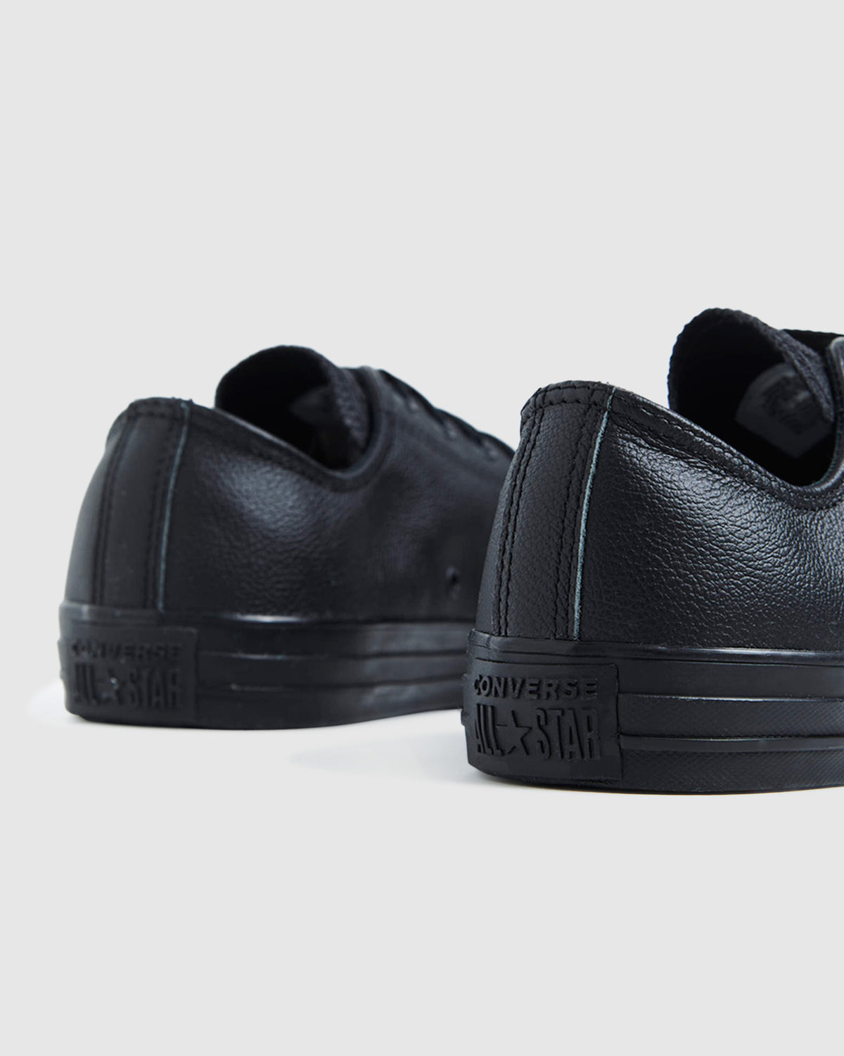 Chuck Taylor All Star Lo Leather Sneakers BLACK