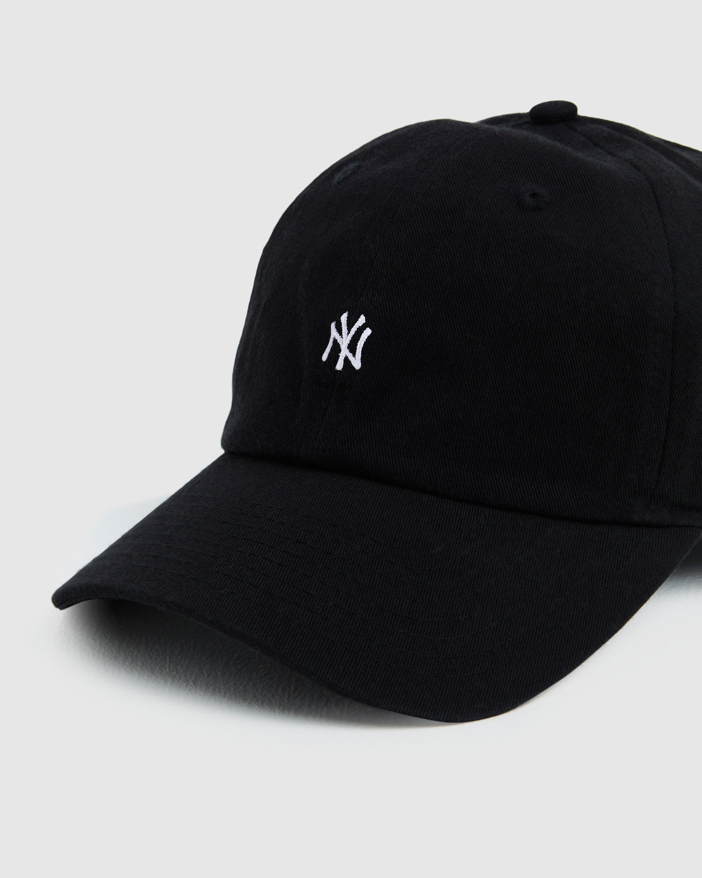 Causal Classic New York Yankees Cap Black/White