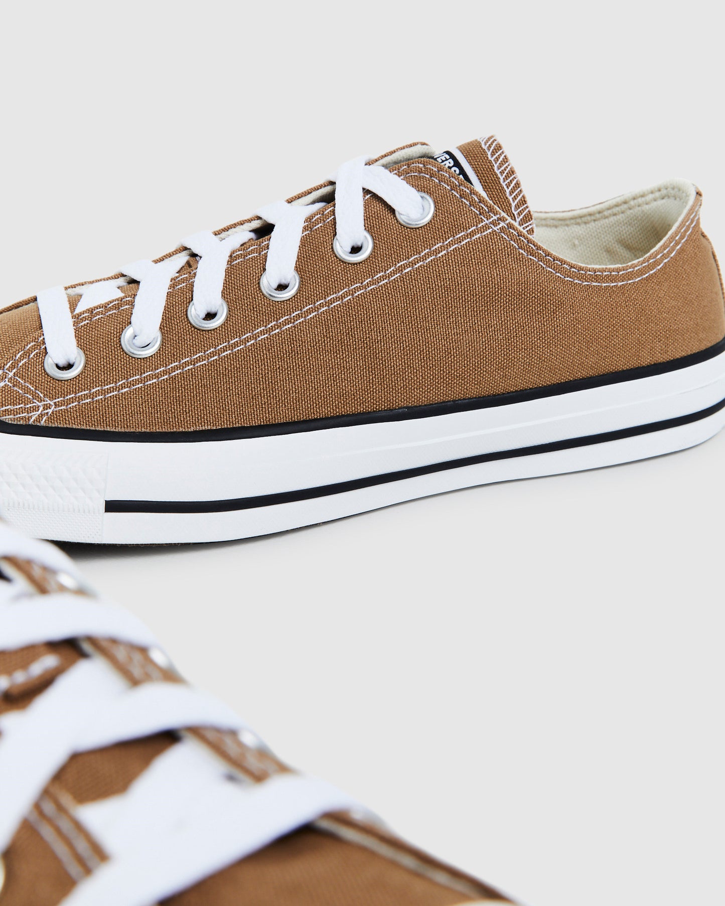 Chuck Taylor All Star Low Sneakers Sand Dune Brown