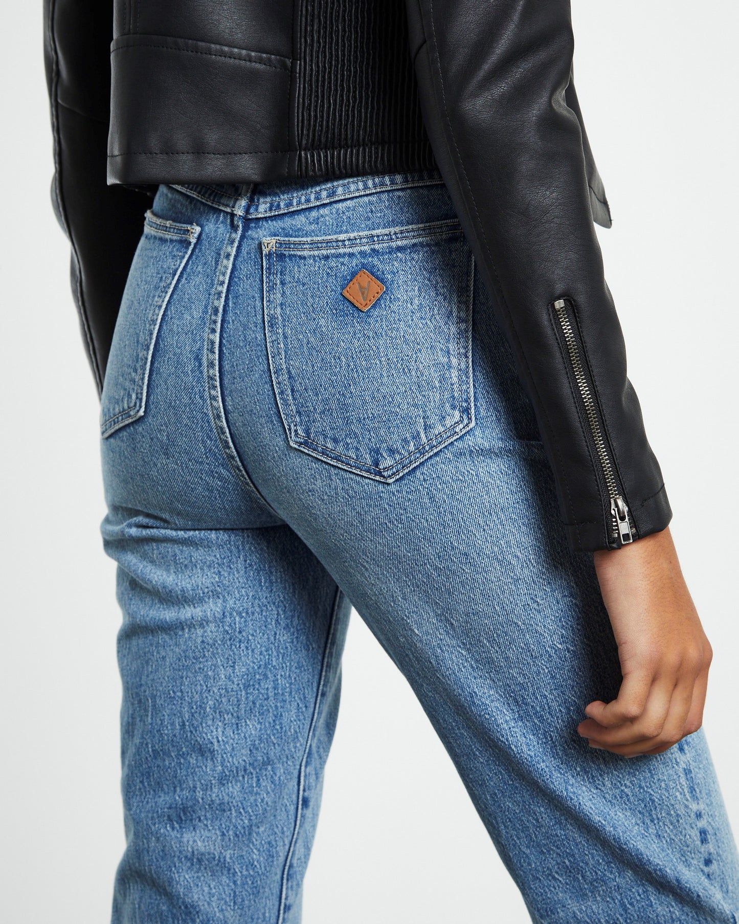 A 94 High Rise Slim Jeans Lizzie Y2K Blue