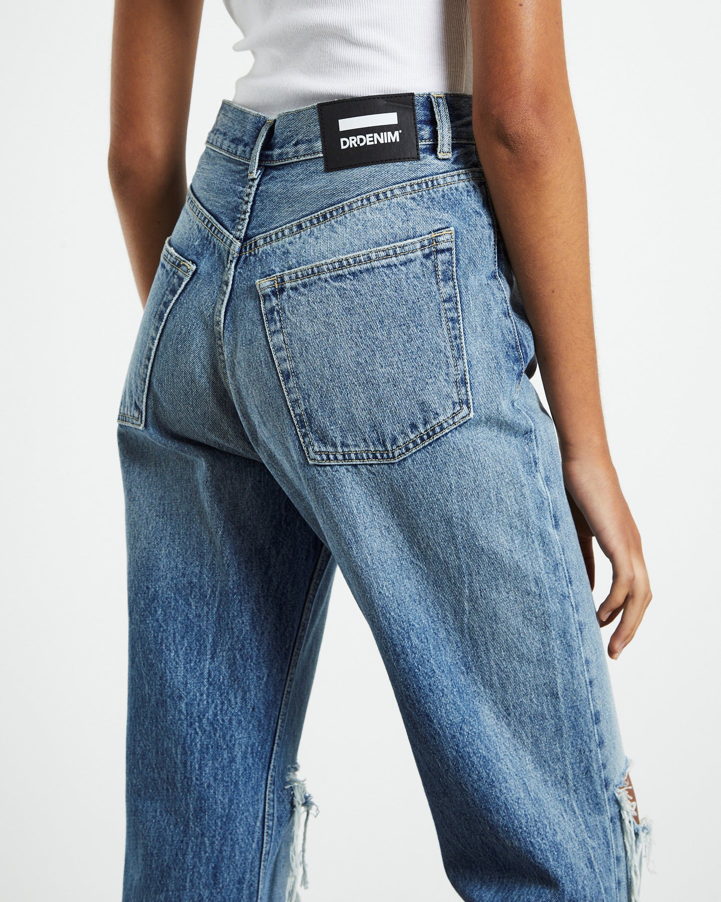 Beth Jeans Drift Mid Knee Gash