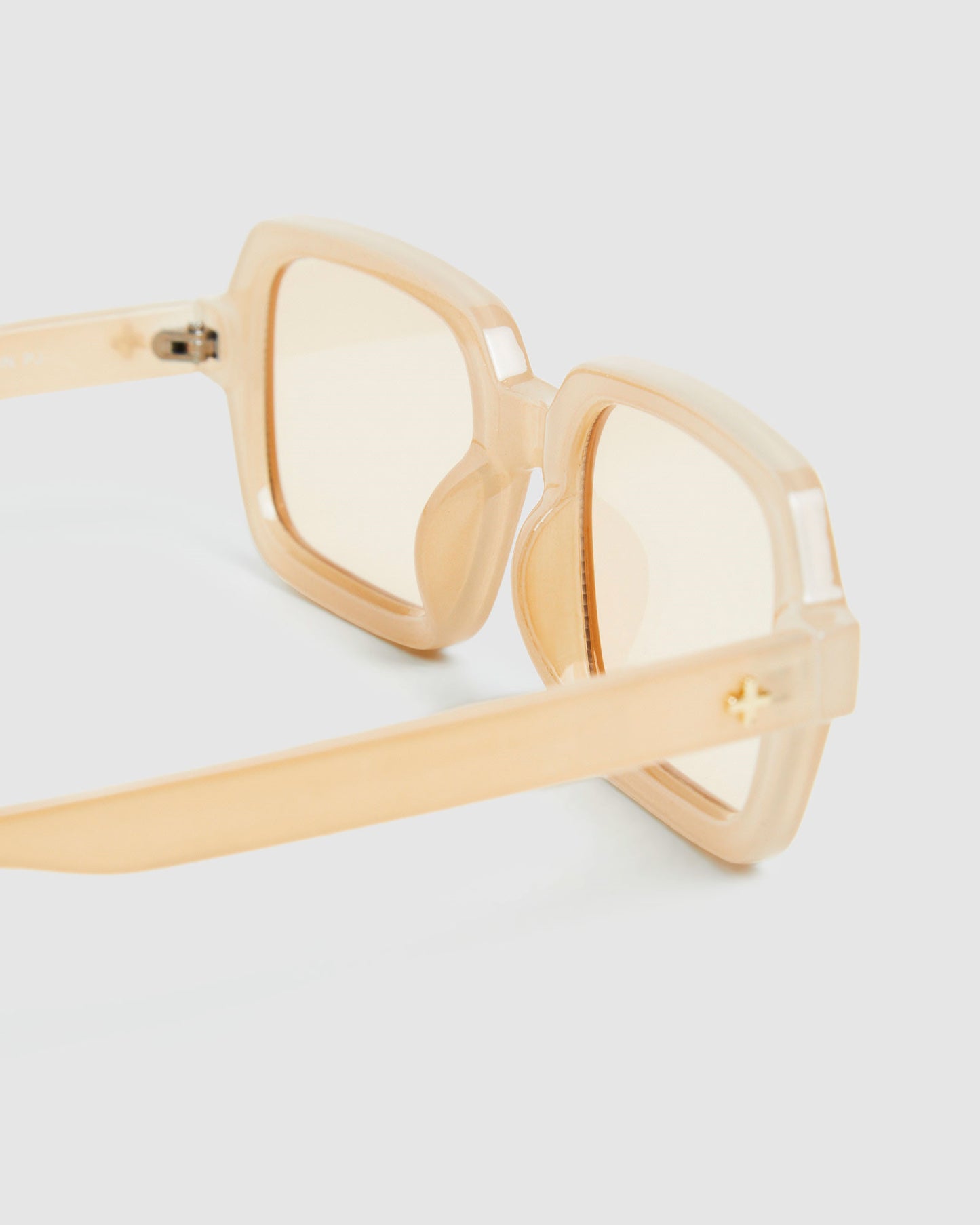 Elise Sunglasses Nude/Honey