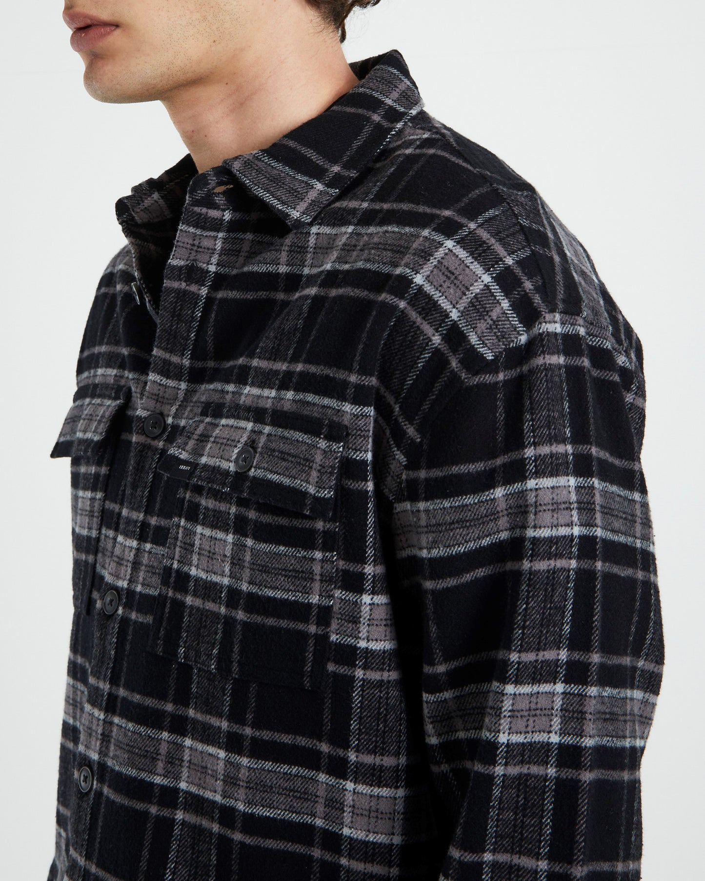 Neo Long Sleeve Shirt in Black