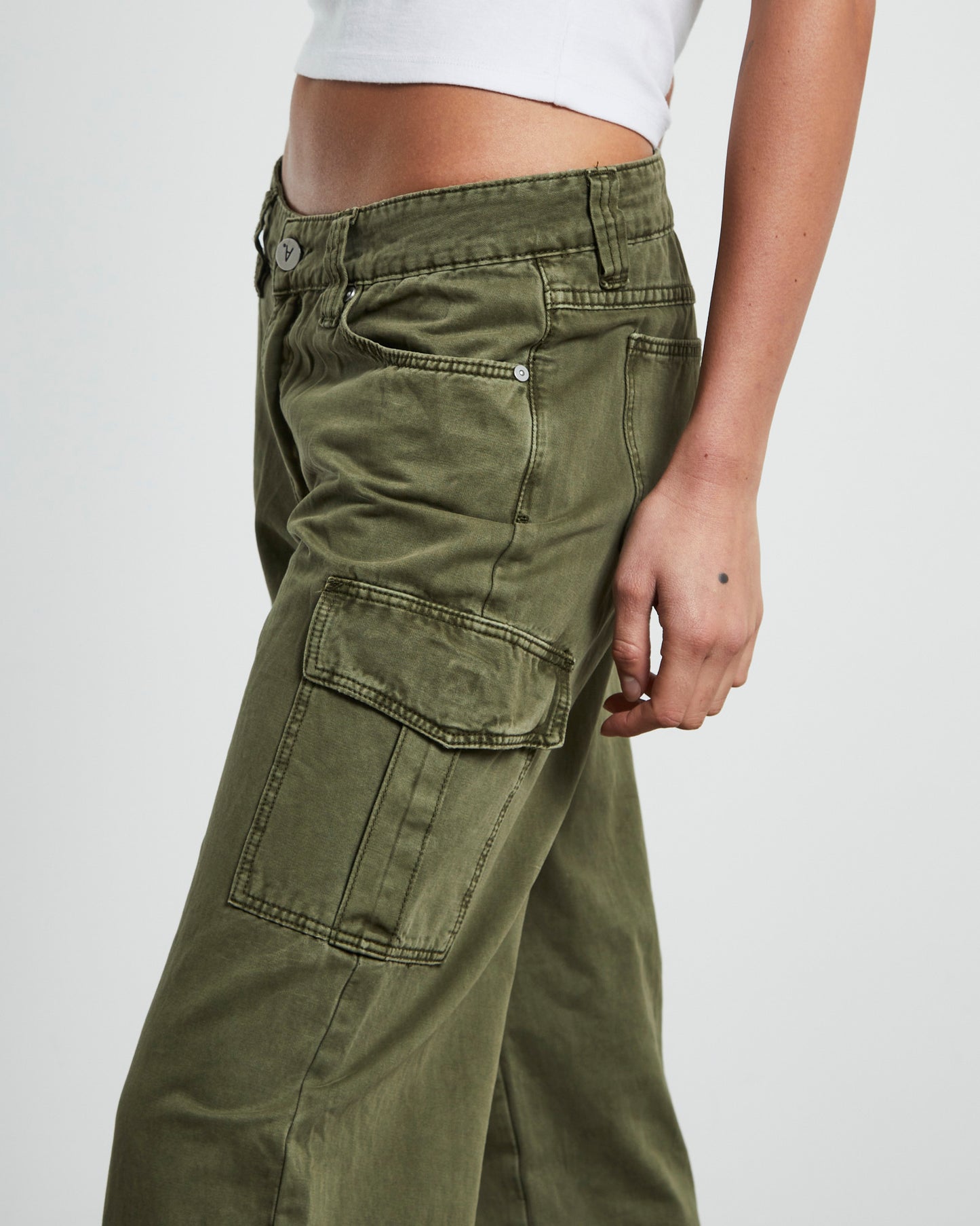 A Low Carrie Cargo Pants in Y2K Green
