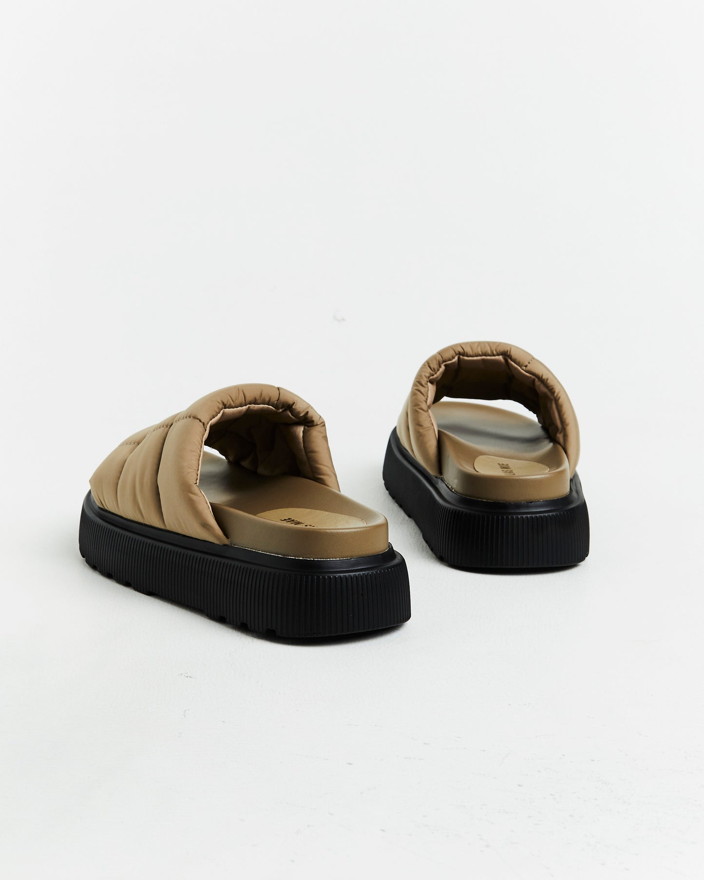 Viviane Slides in Latte Natural