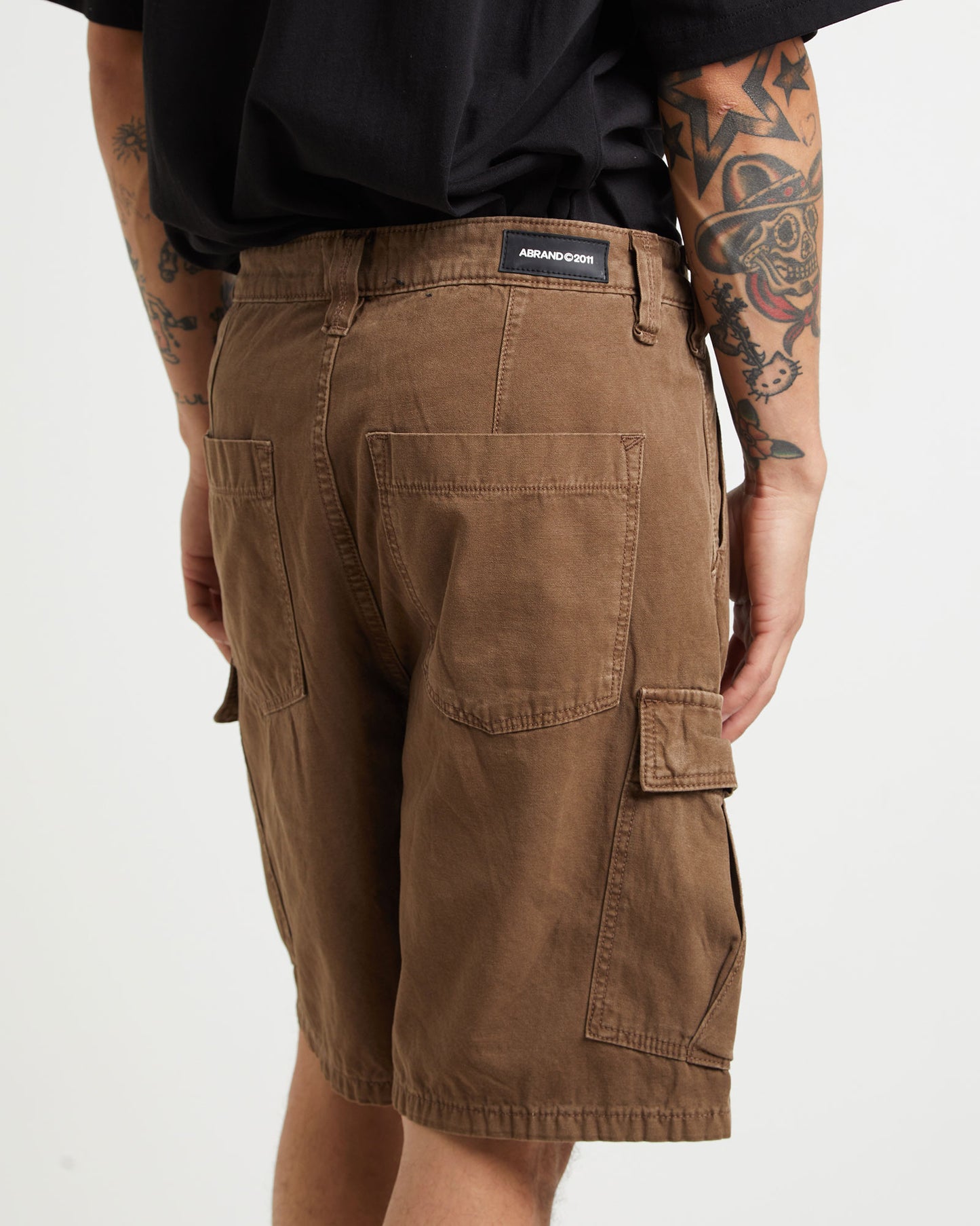 95 Cargo Baggy Shorts in Brown Stone
