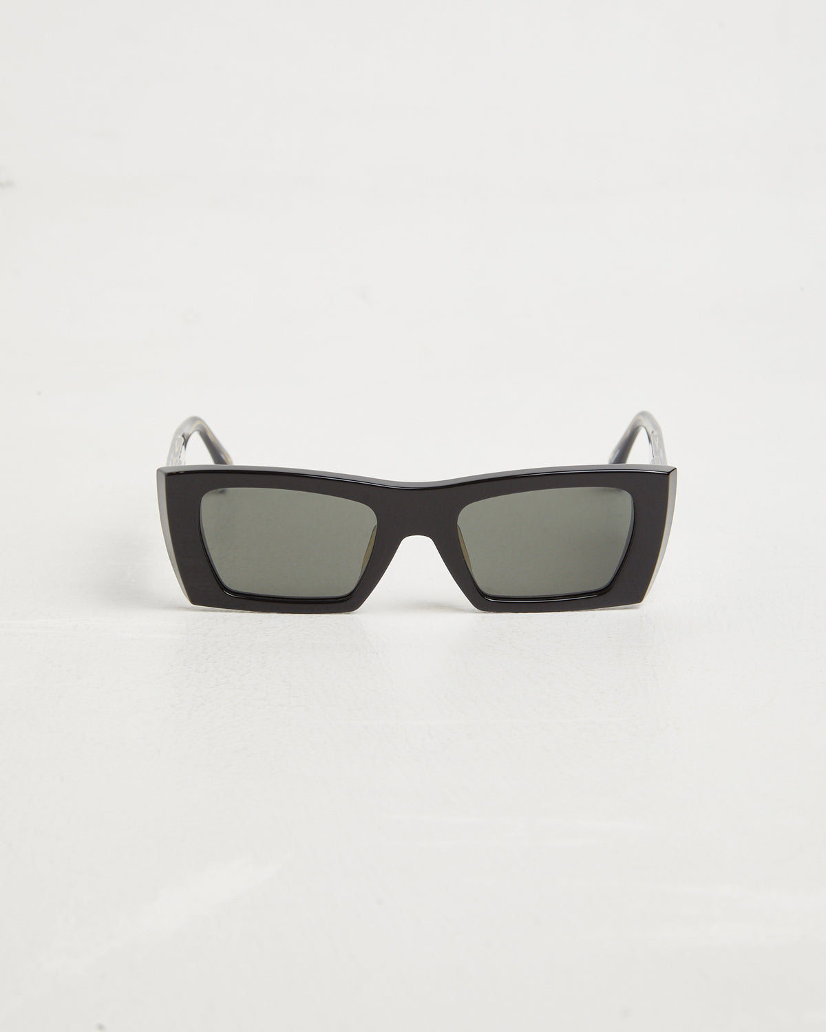 Tes Sunglasses in Black BLACK